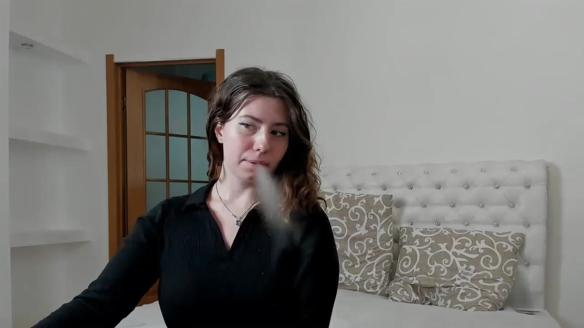Gallery image thumbnail from Cranky_cherry's myfreecams stream on, 12/14/2024, 19:46 image 5 of 20