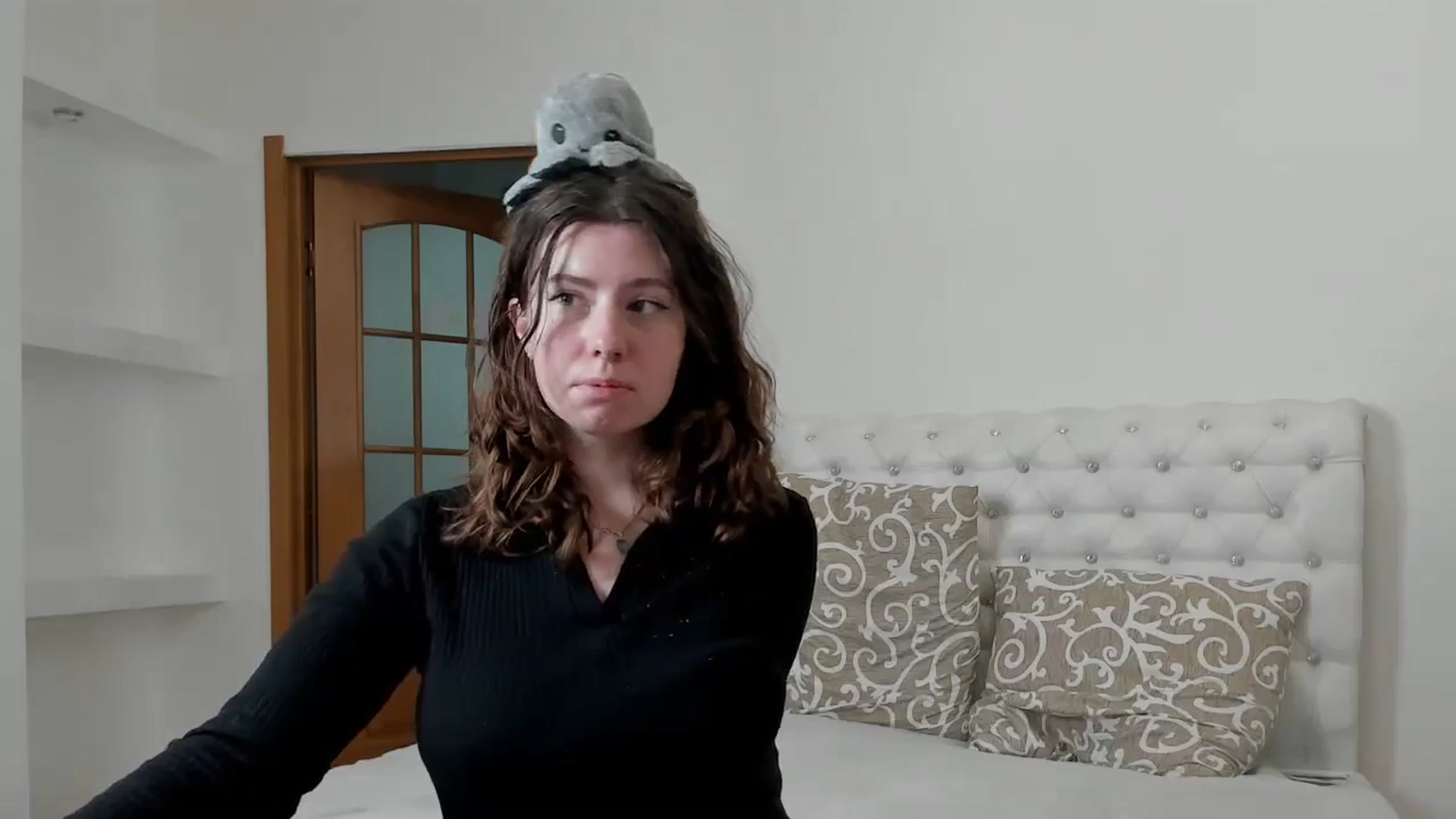 Gallery image thumbnail from Cranky_cherry's myfreecams stream on, 12/14/2024, 19:46 image 16 of 20