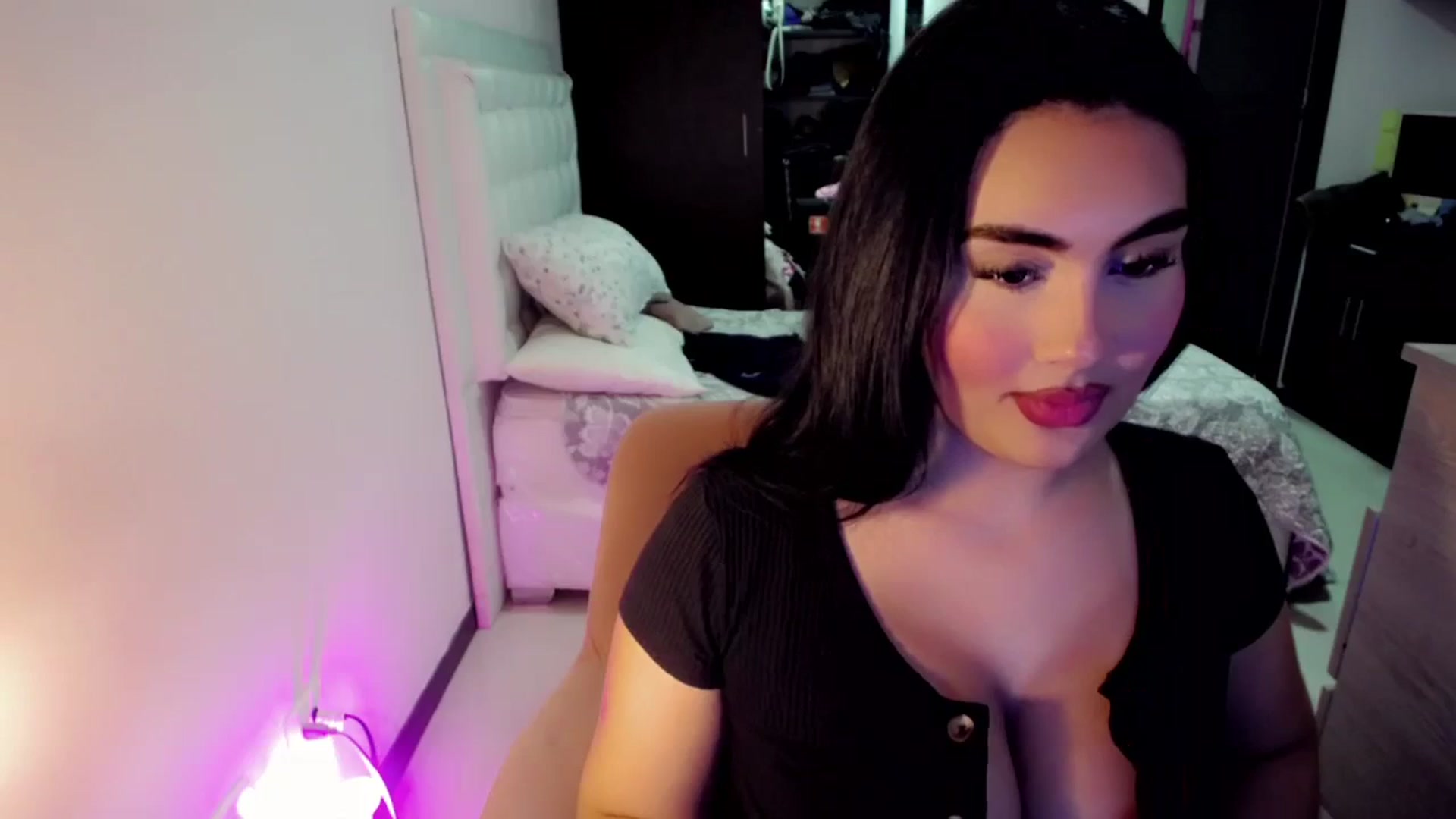 Gallery image thumbnail from CrazyChanel's myfreecams stream on, 08/22/2023, 02:16 image 5 of 20