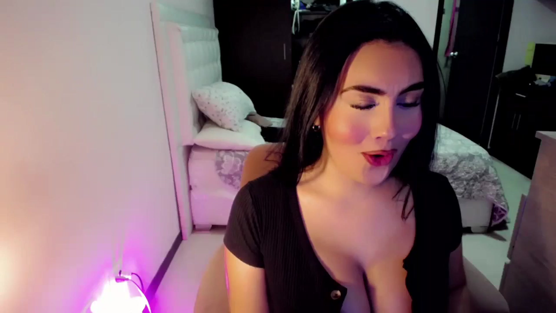 Gallery image thumbnail from CrazyChanel's myfreecams stream on, 08/22/2023, 02:16 image 4 of 20