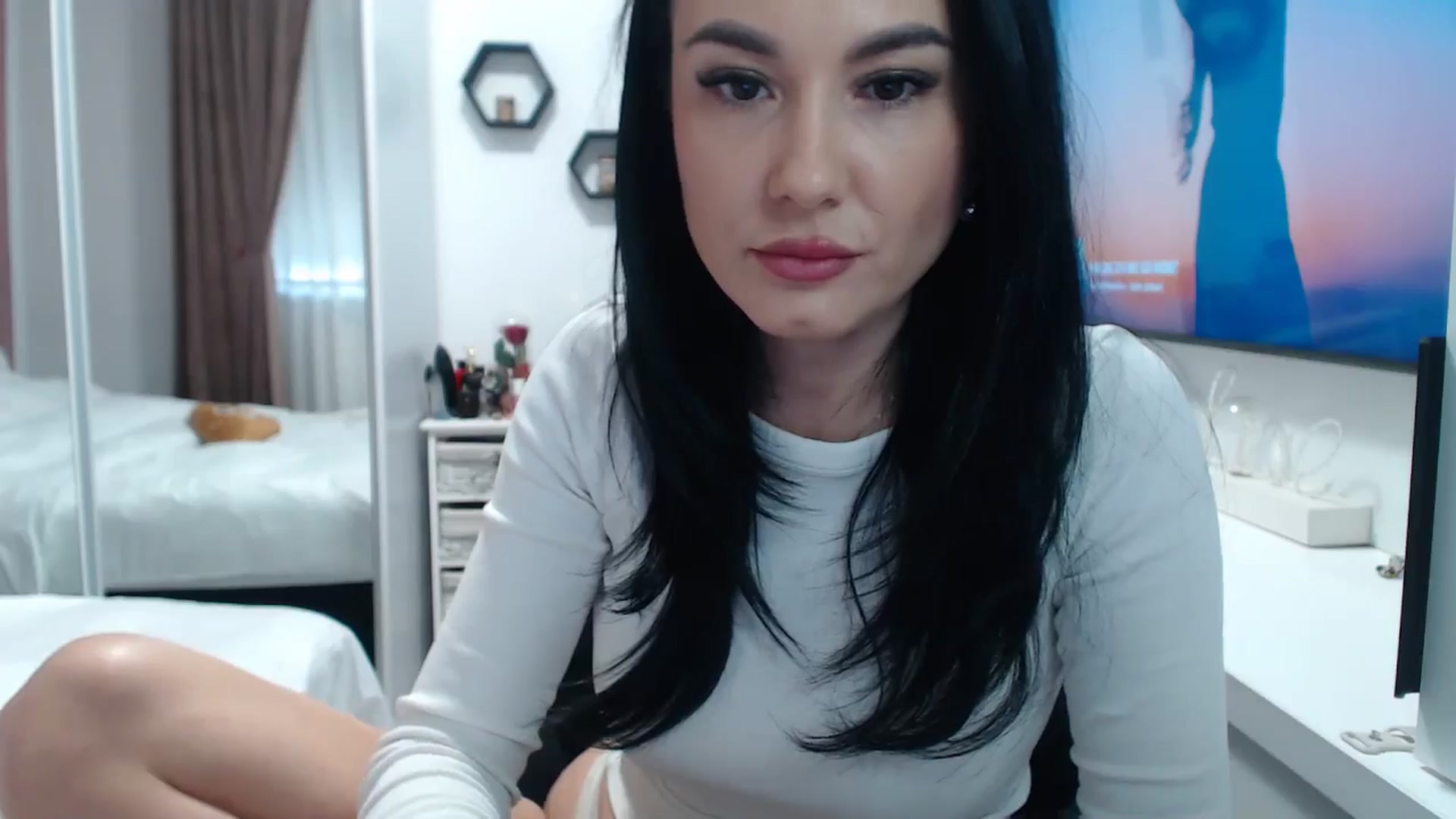 Gallery image thumbnail from CrazyDi's myfreecams stream on, 01/10/2025, 12:47 image 20 of 20