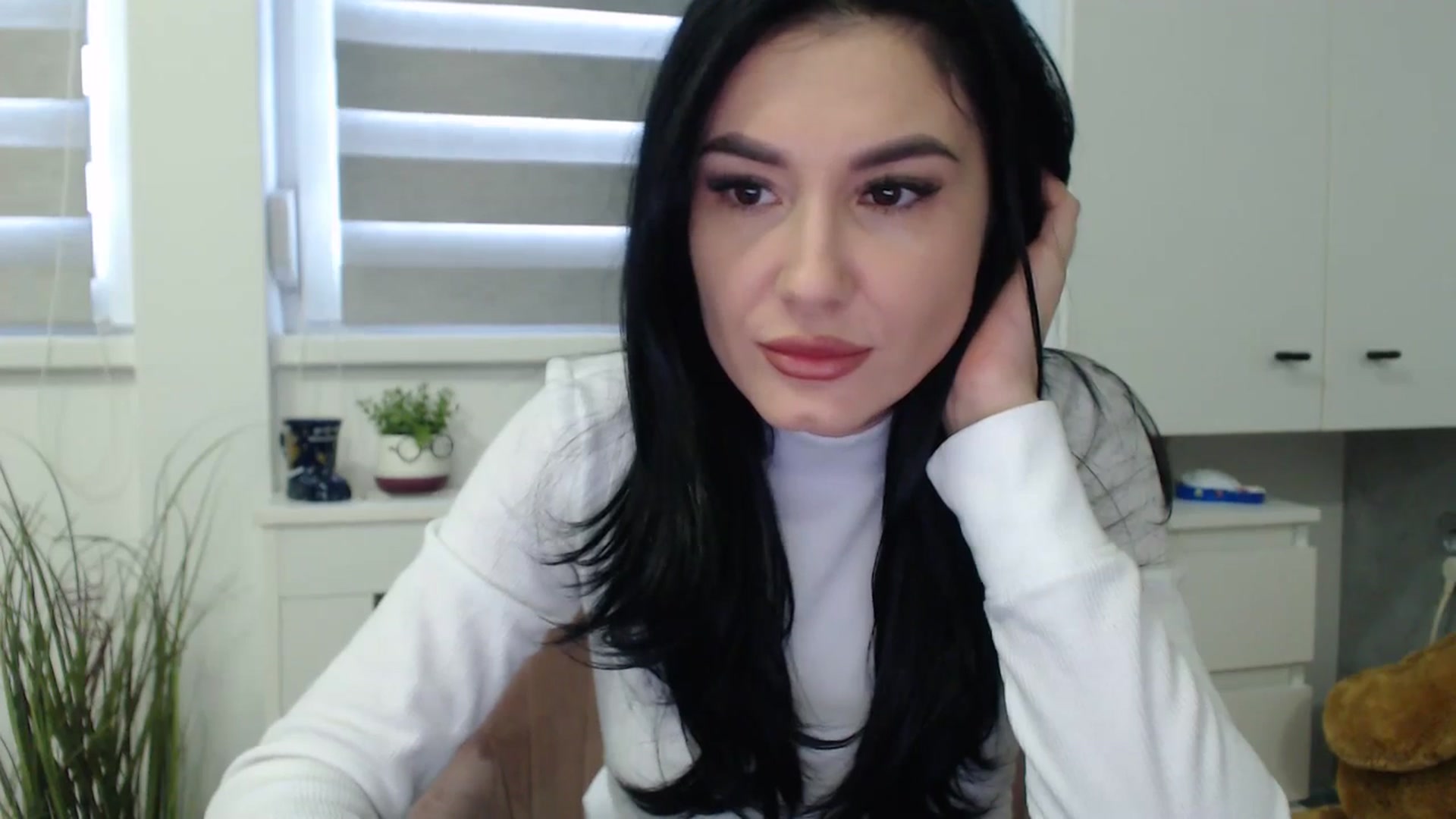 Gallery image thumbnail from CrazyDi's myfreecams stream on, 01/15/2025, 13:06 image 6 of 20