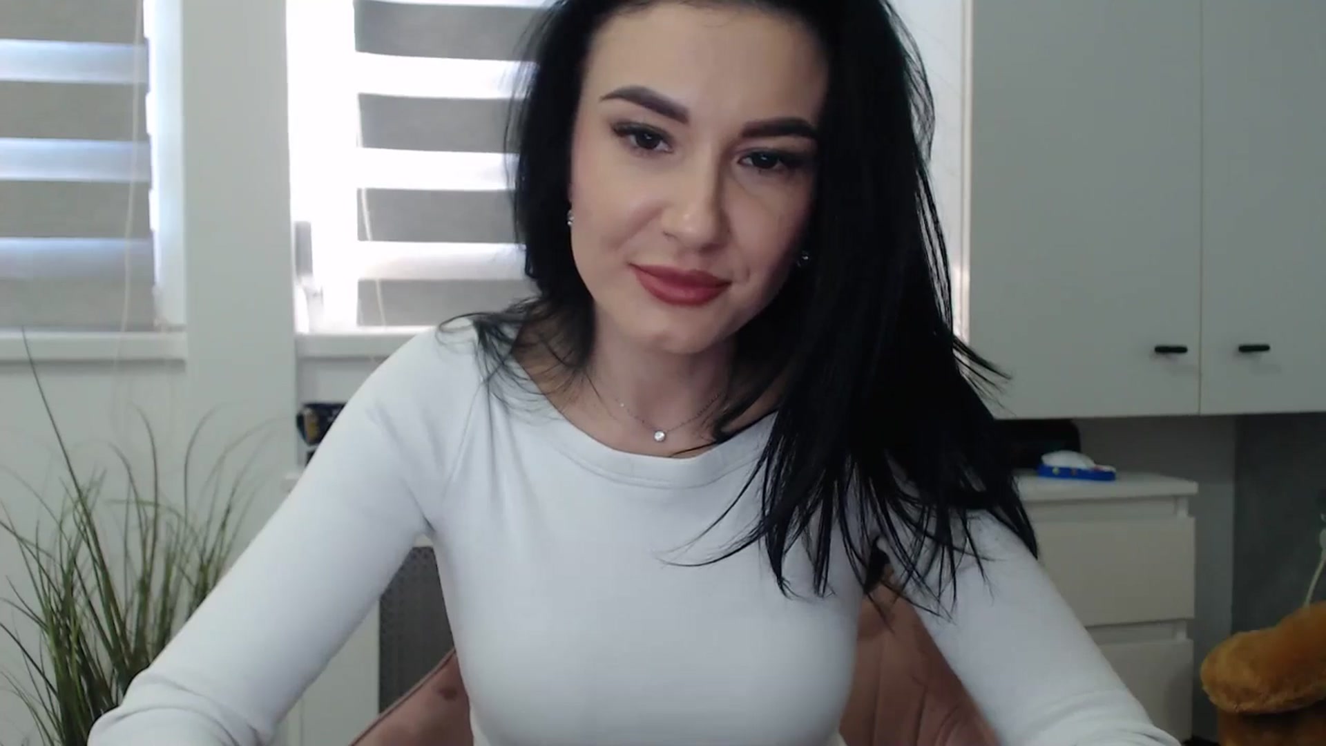 Gallery image thumbnail from CrazyDi's myfreecams stream on, 01/20/2025, 14:20 image 6 of 20
