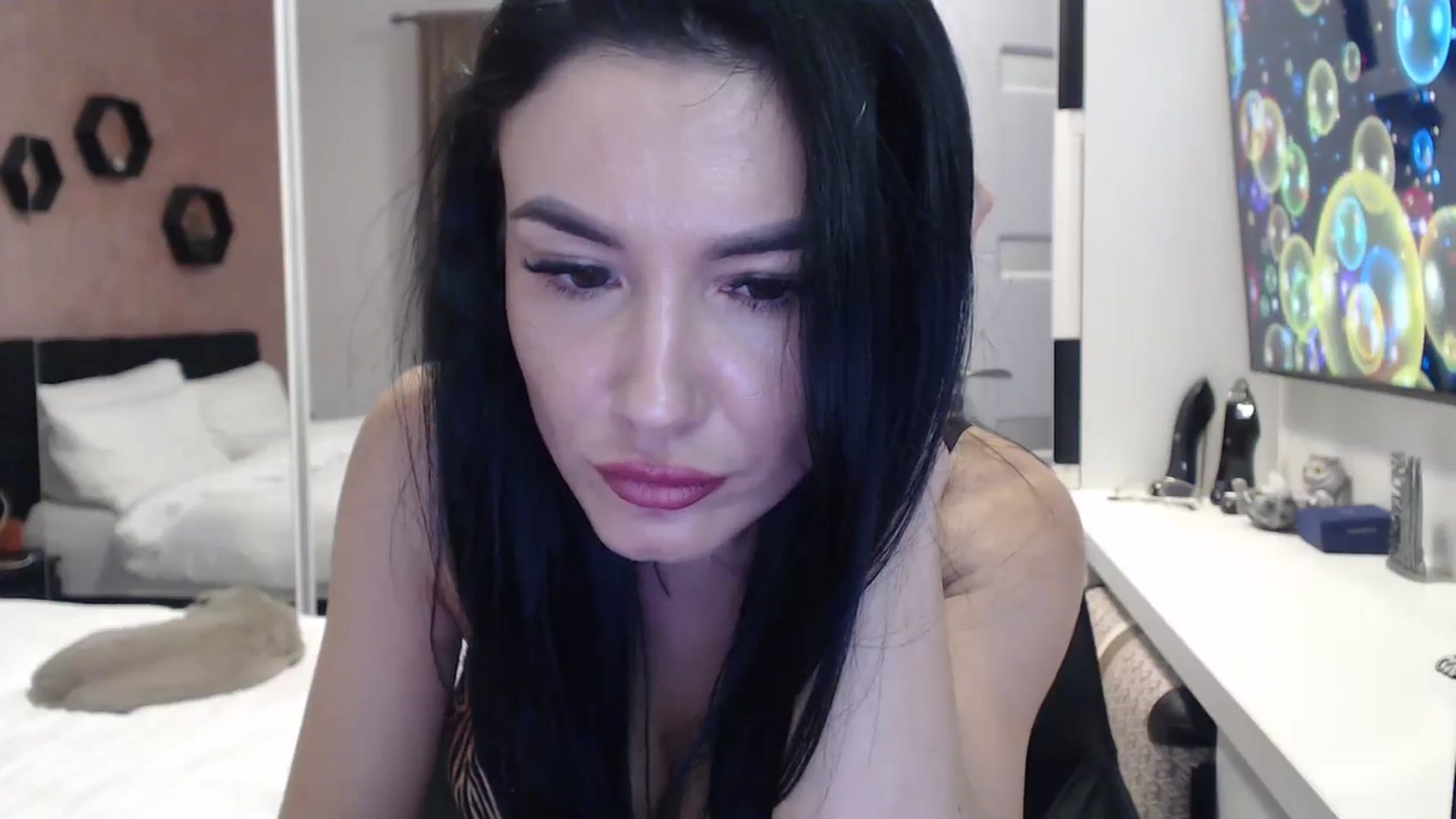 Gallery image thumbnail from CrazyDi's myfreecams stream on, 04/02/2025, 13:00 image 20 of 20