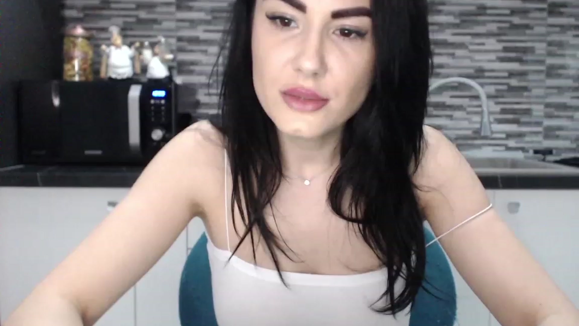Gallery image thumbnail from CrazyDiana's myfreecams stream on, 04/27/2023, 21:28 image 1 of 20
