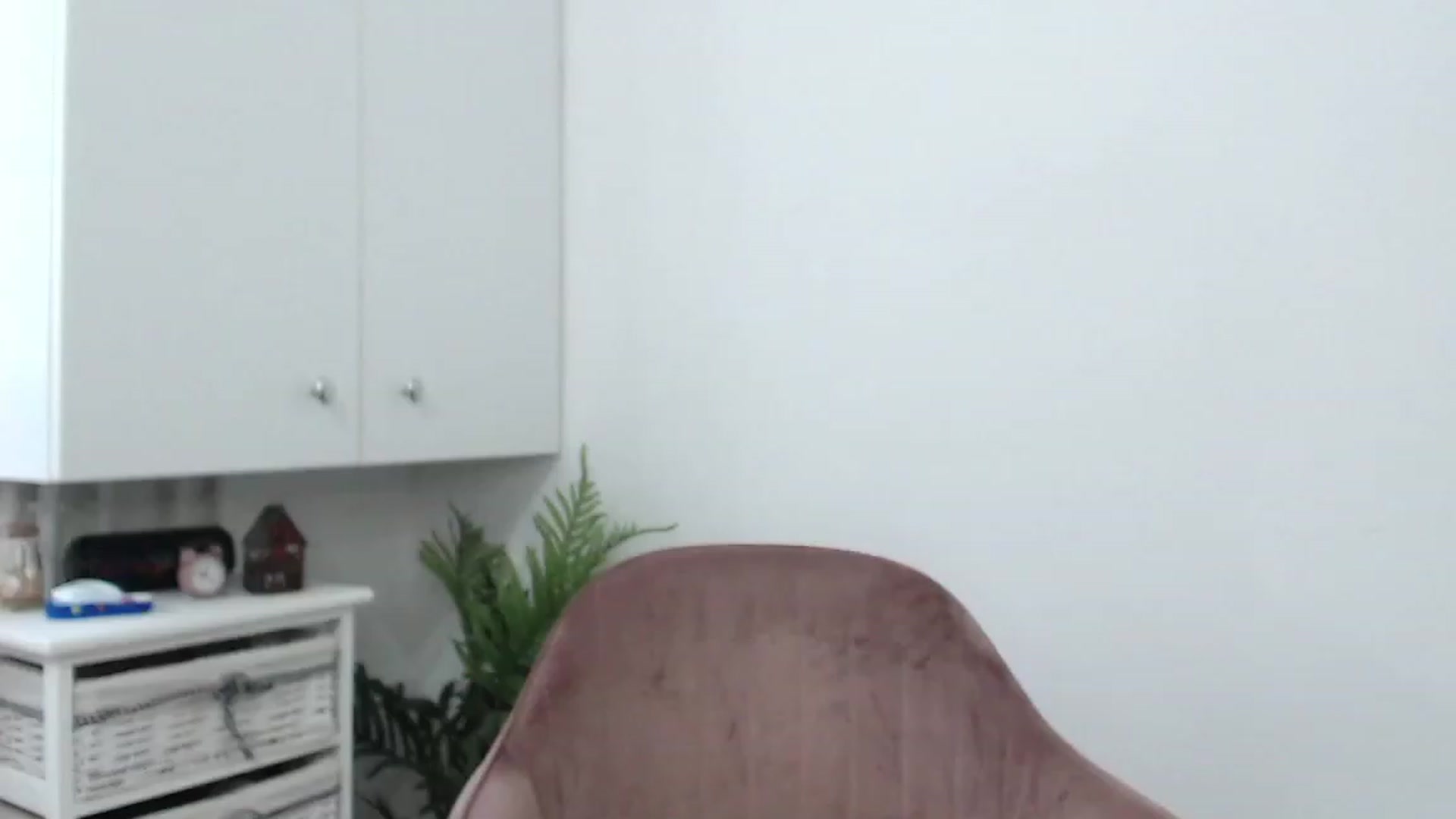 Gallery image thumbnail from CrazyDiana's myfreecams stream on, 08/21/2023, 11:50 image 10 of 20
