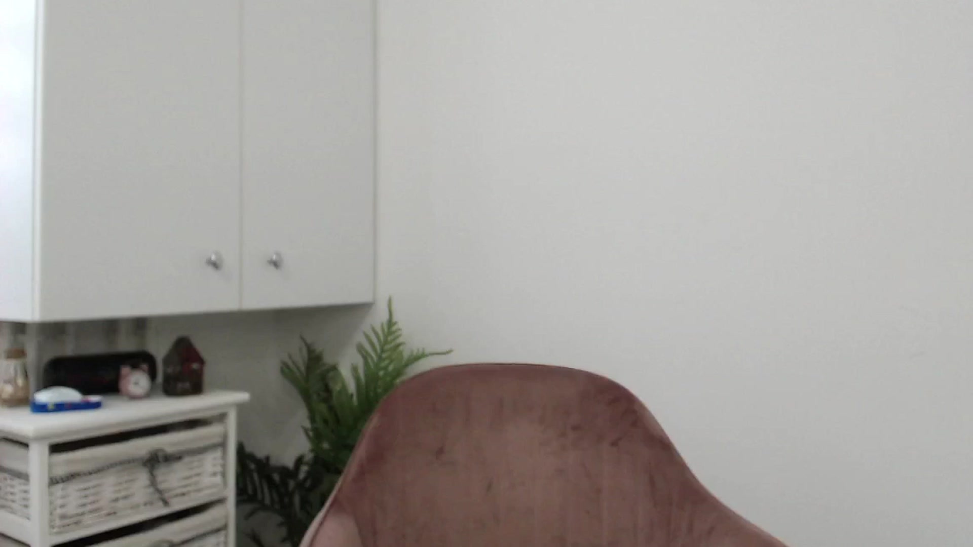 Gallery image thumbnail from CrazyDiana's myfreecams stream on, 08/21/2023, 11:50 image 11 of 20