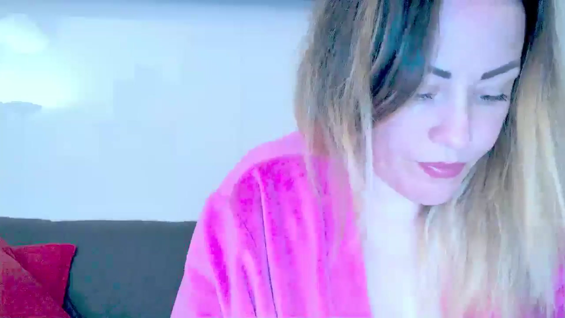 Gallery image thumbnail from Crazy_Ass's myfreecams stream on, 05/02/2024, 12:50 image 10 of 20