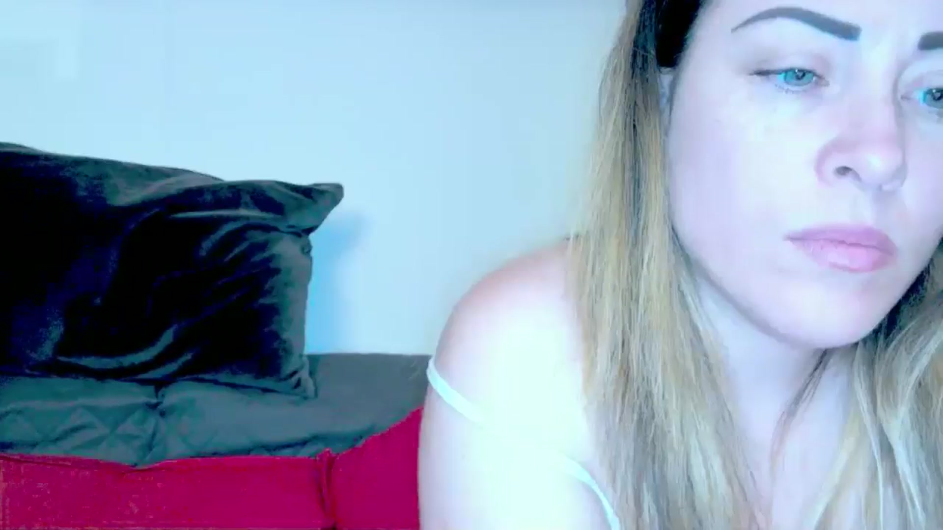 Gallery image thumbnail from Crazy_Ass's myfreecams stream on, 05/16/2024, 15:00 image 18 of 20