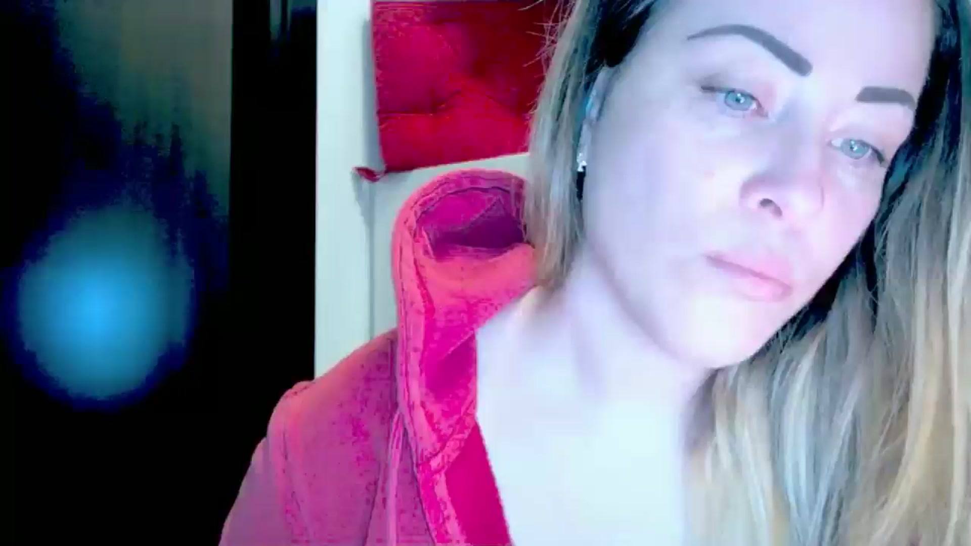 Gallery image thumbnail from Crazy_Ass's myfreecams stream on, 05/22/2024, 14:33 image 18 of 20
