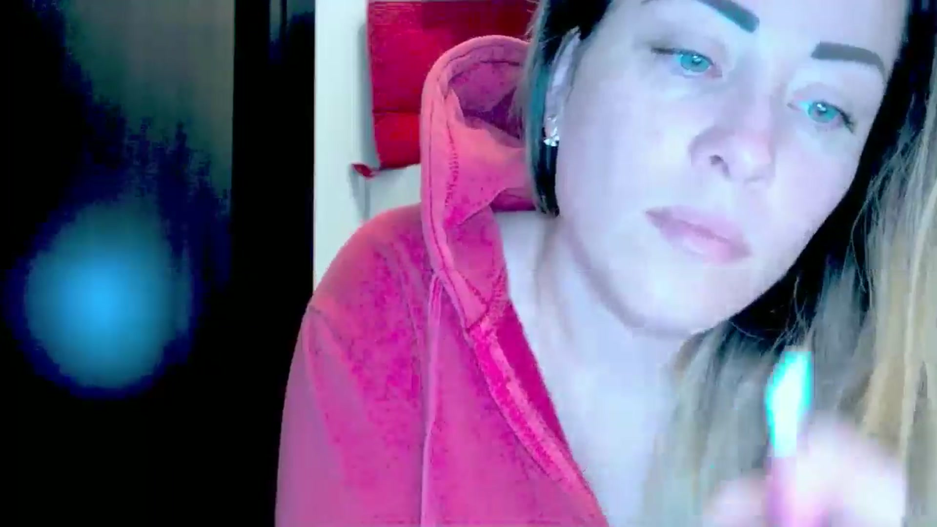 Gallery image thumbnail from Crazy_Ass's myfreecams stream on, 05/22/2024, 14:33 image 15 of 20