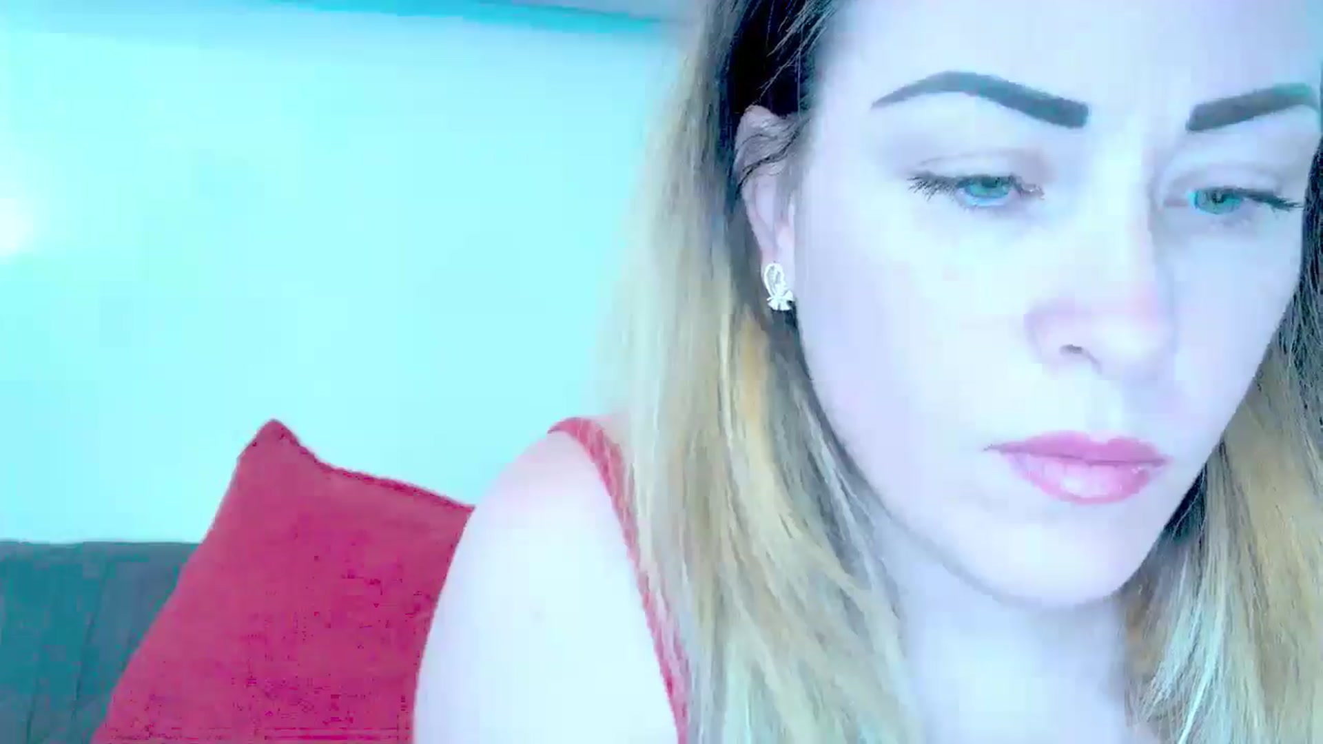 Gallery image thumbnail from Crazy_Ass's myfreecams stream on, 05/28/2024, 14:45 image 6 of 20