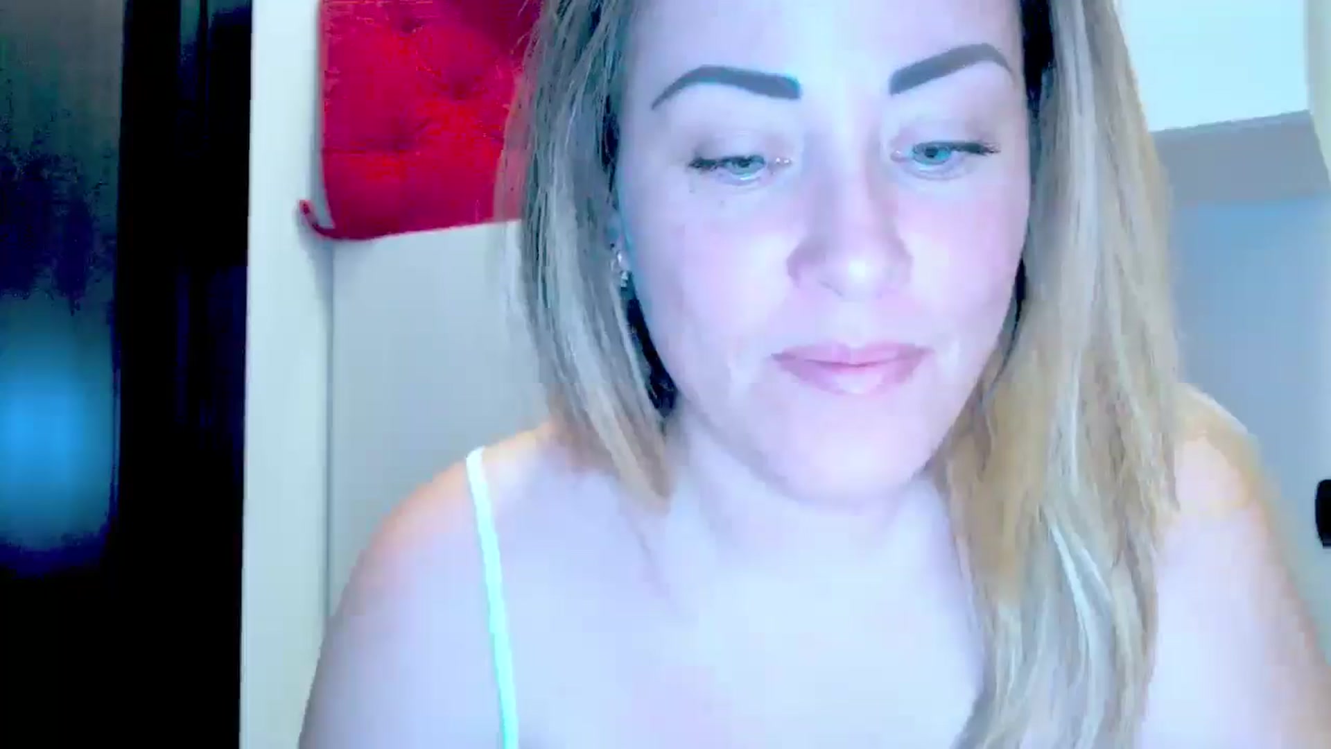 Gallery image thumbnail from Crazy_Ass's myfreecams stream on, 06/17/2024, 15:17 image 9 of 20