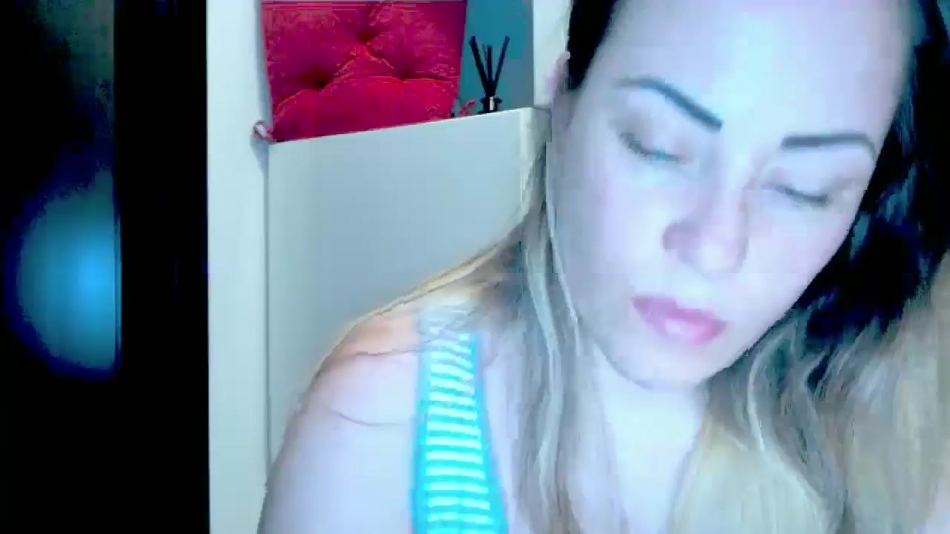 Gallery image thumbnail from Crazy_Ass's myfreecams stream on, 06/19/2024, 14:35 image 18 of 20
