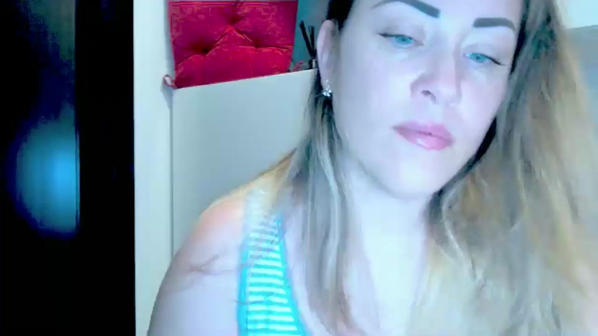 Gallery image thumbnail from Crazy_Ass's myfreecams stream on, 06/19/2024, 14:35 image 20 of 20