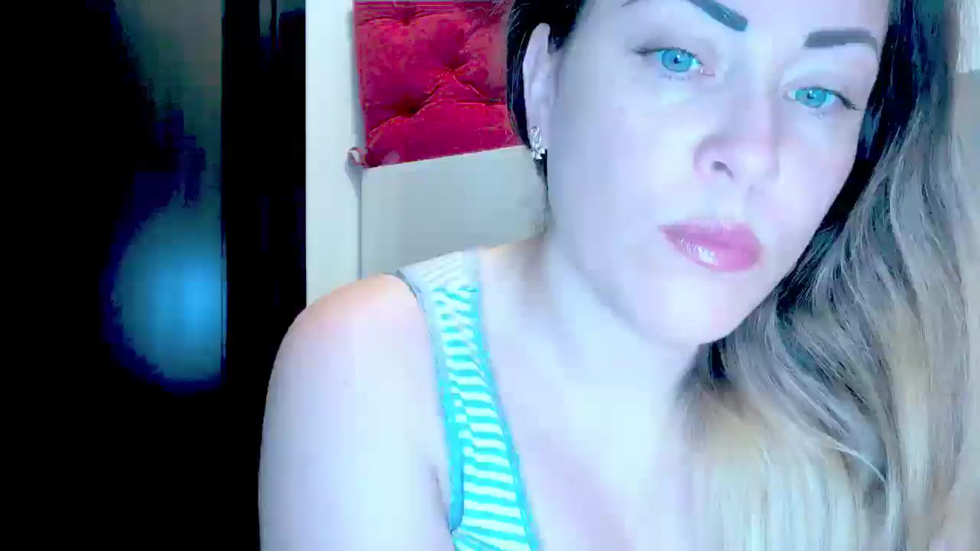 Gallery image thumbnail from Crazy_Ass's myfreecams stream on, 06/19/2024, 14:35 image 1 of 20