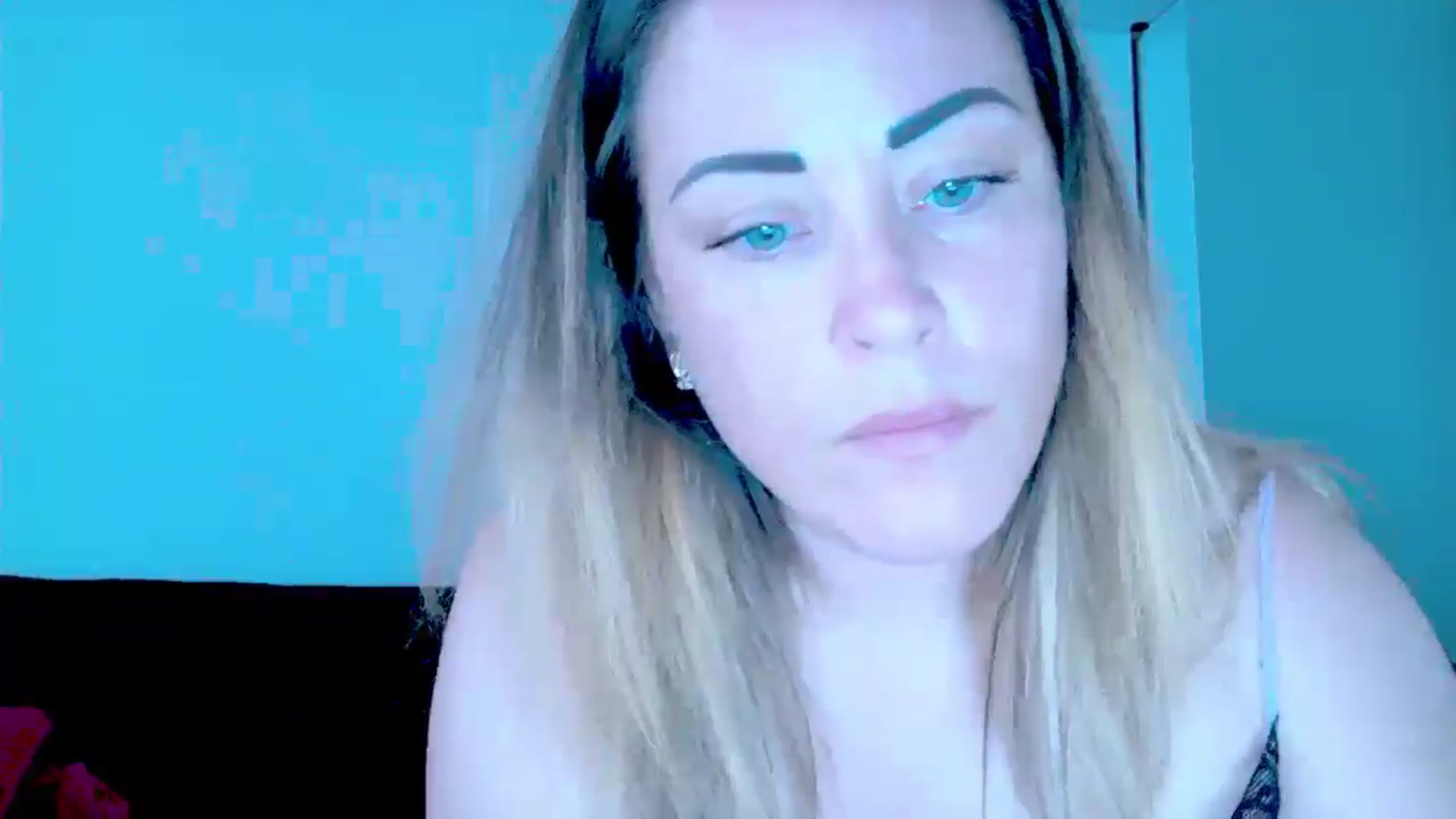 Gallery image thumbnail from Crazy_Ass's myfreecams stream on, 07/16/2024, 15:10 image 9 of 20