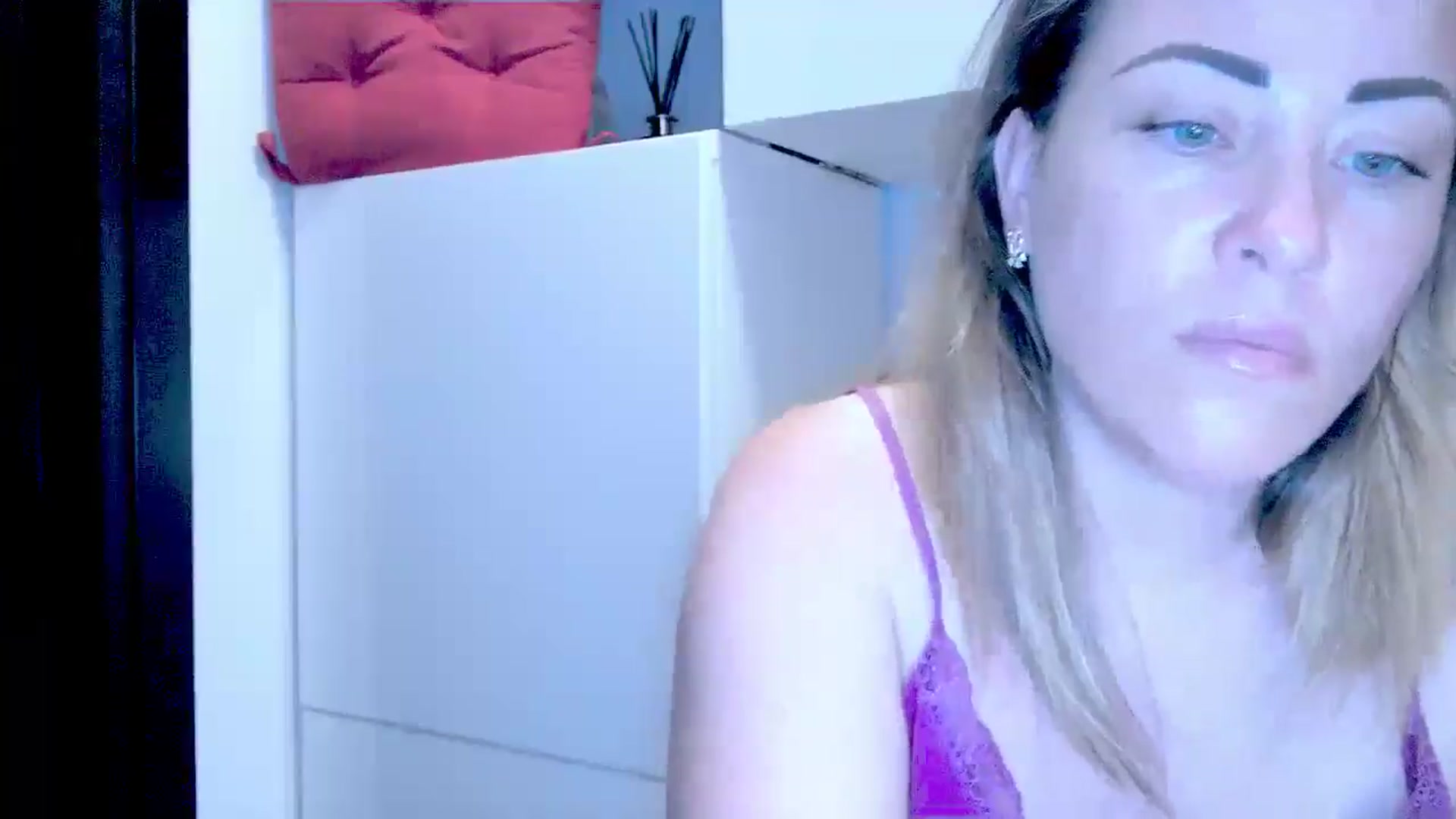 Gallery image thumbnail from Crazy_Ass's myfreecams stream on, 08/07/2024, 15:23 image 6 of 20