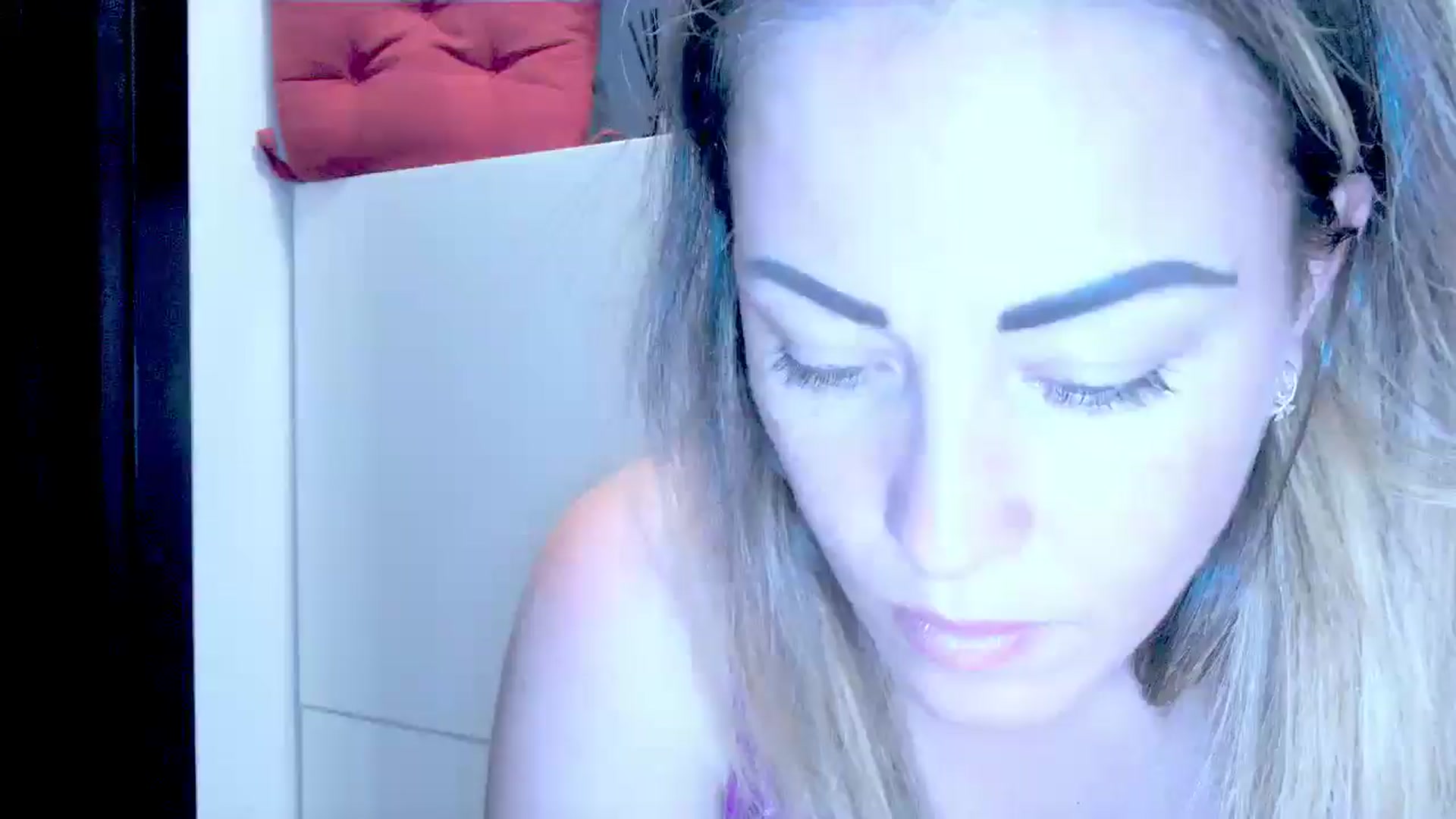 Gallery image thumbnail from Crazy_Ass's myfreecams stream on, 08/07/2024, 15:23 image 8 of 20