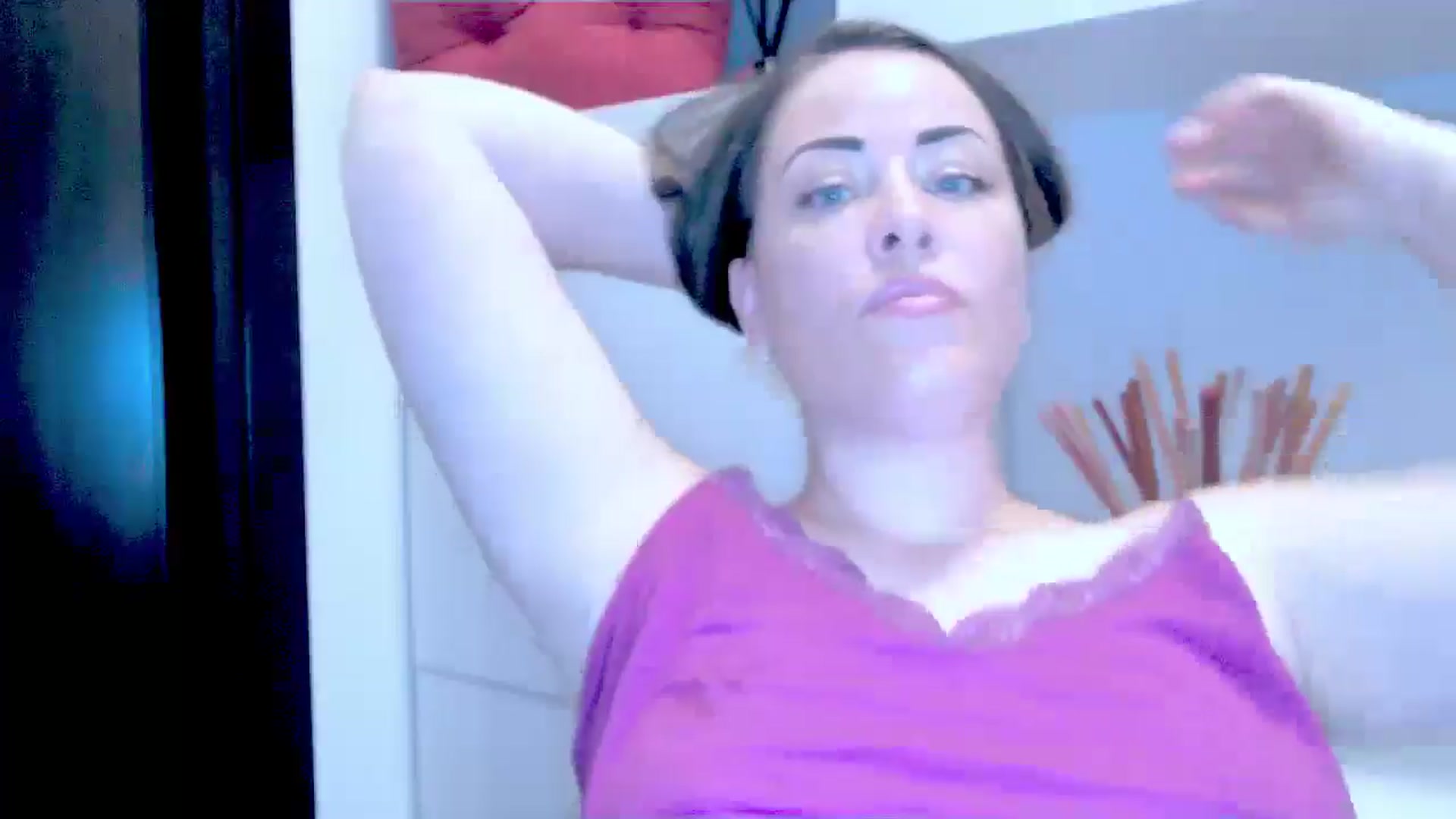 Gallery image thumbnail from Crazy_Ass's myfreecams stream on, 08/13/2024, 15:01 image 12 of 20