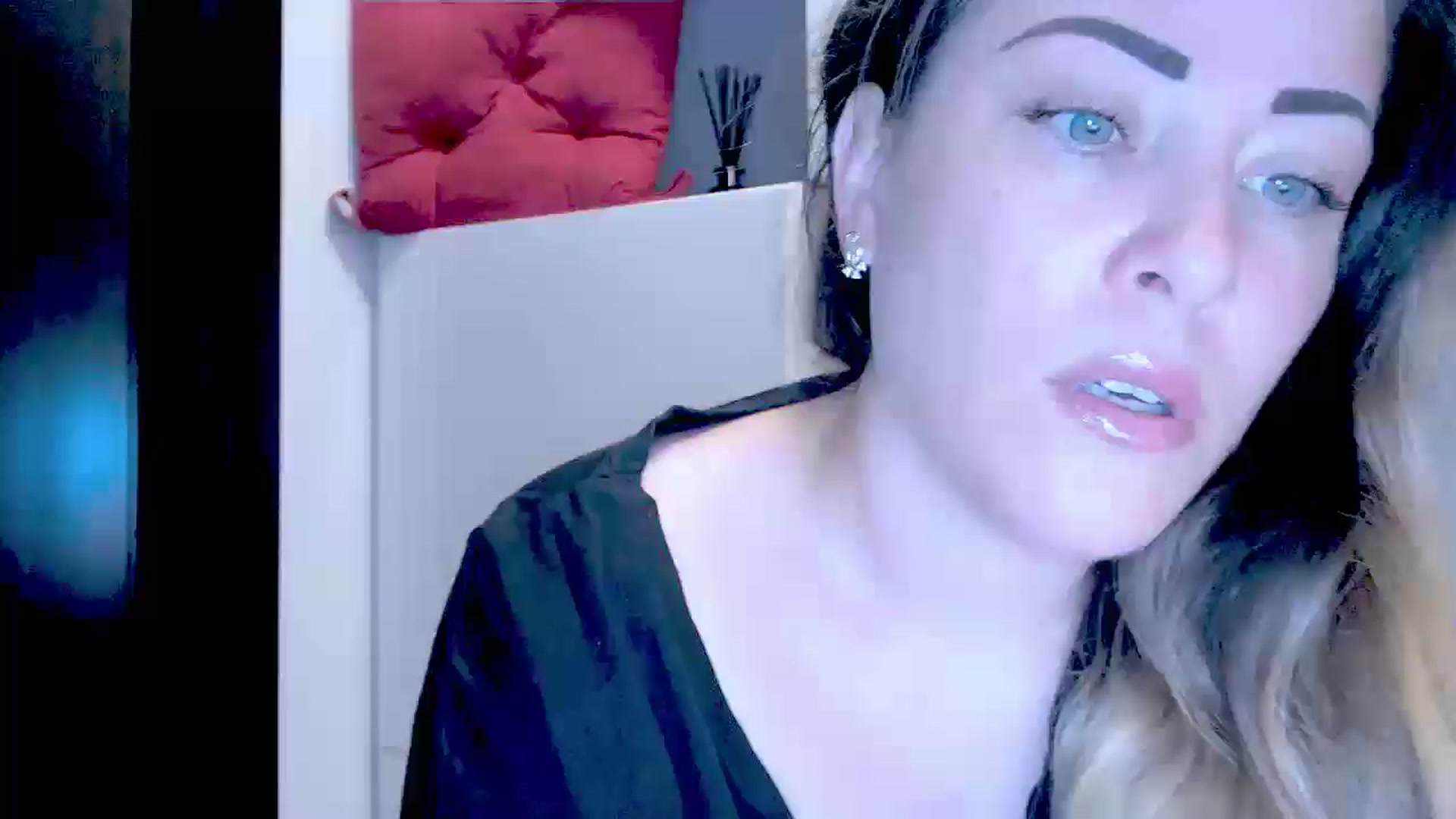 Gallery image thumbnail from Crazy_Ass's myfreecams stream on, 08/23/2024, 14:58 image 3 of 20
