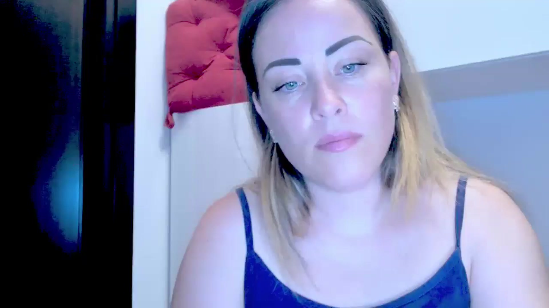 Gallery image thumbnail from Crazy_Ass's myfreecams stream on, 08/28/2024, 14:52 image 20 of 20