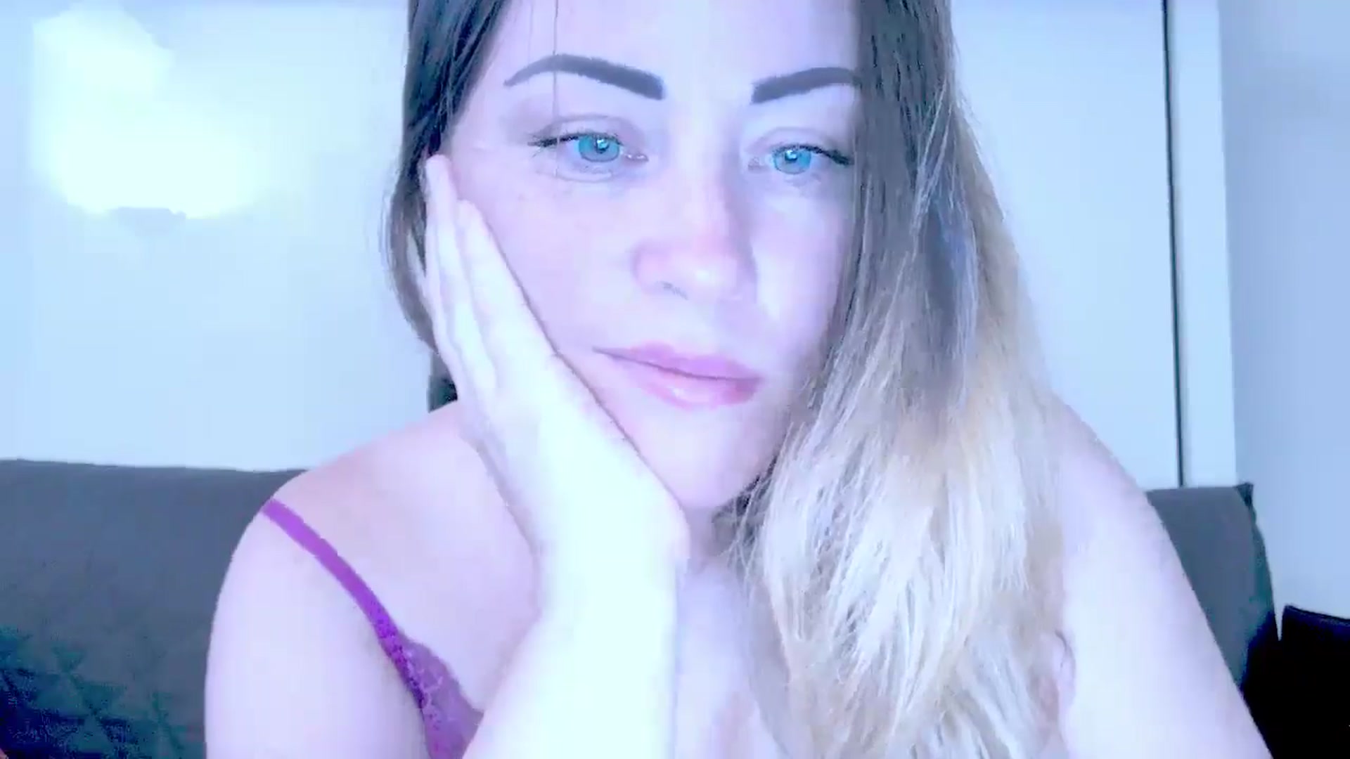 Gallery image thumbnail from Crazy_Ass's myfreecams stream on, 08/29/2024, 14:56 image 2 of 20