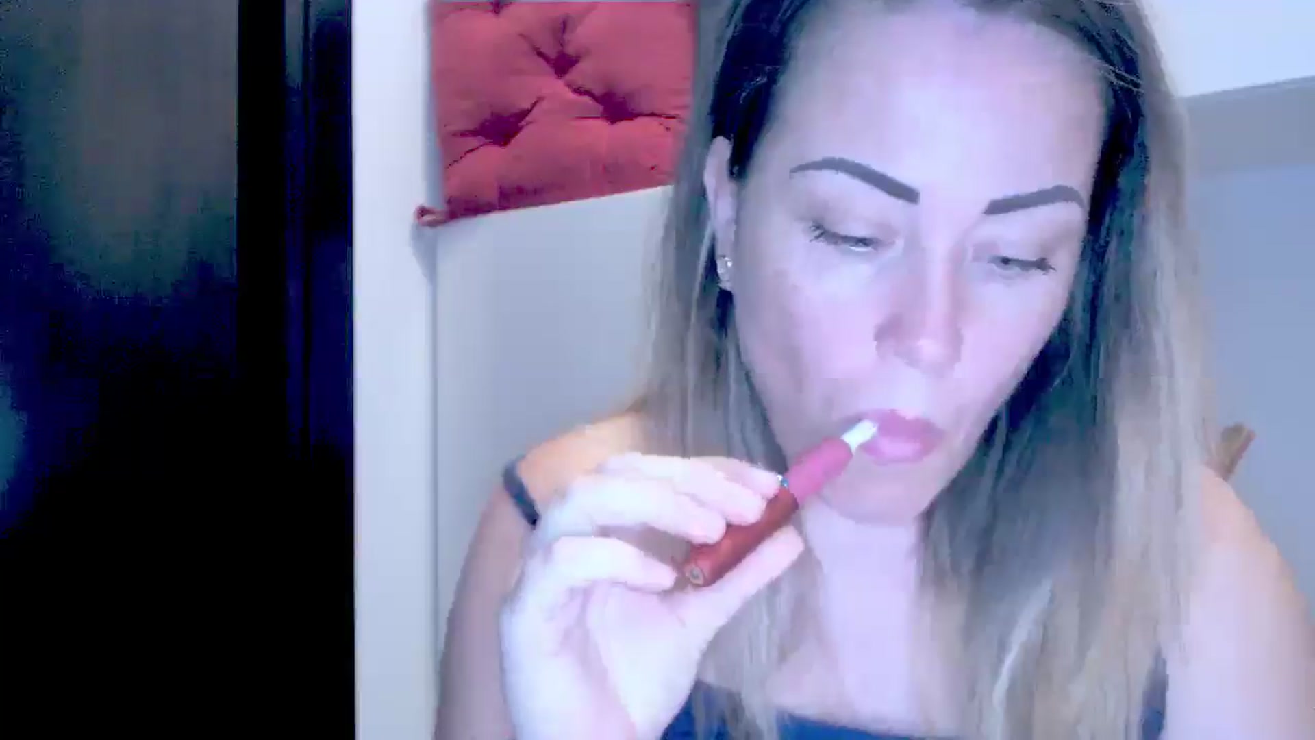 Gallery image thumbnail from Crazy_Ass's myfreecams stream on, 08/30/2024, 14:49 image 6 of 20
