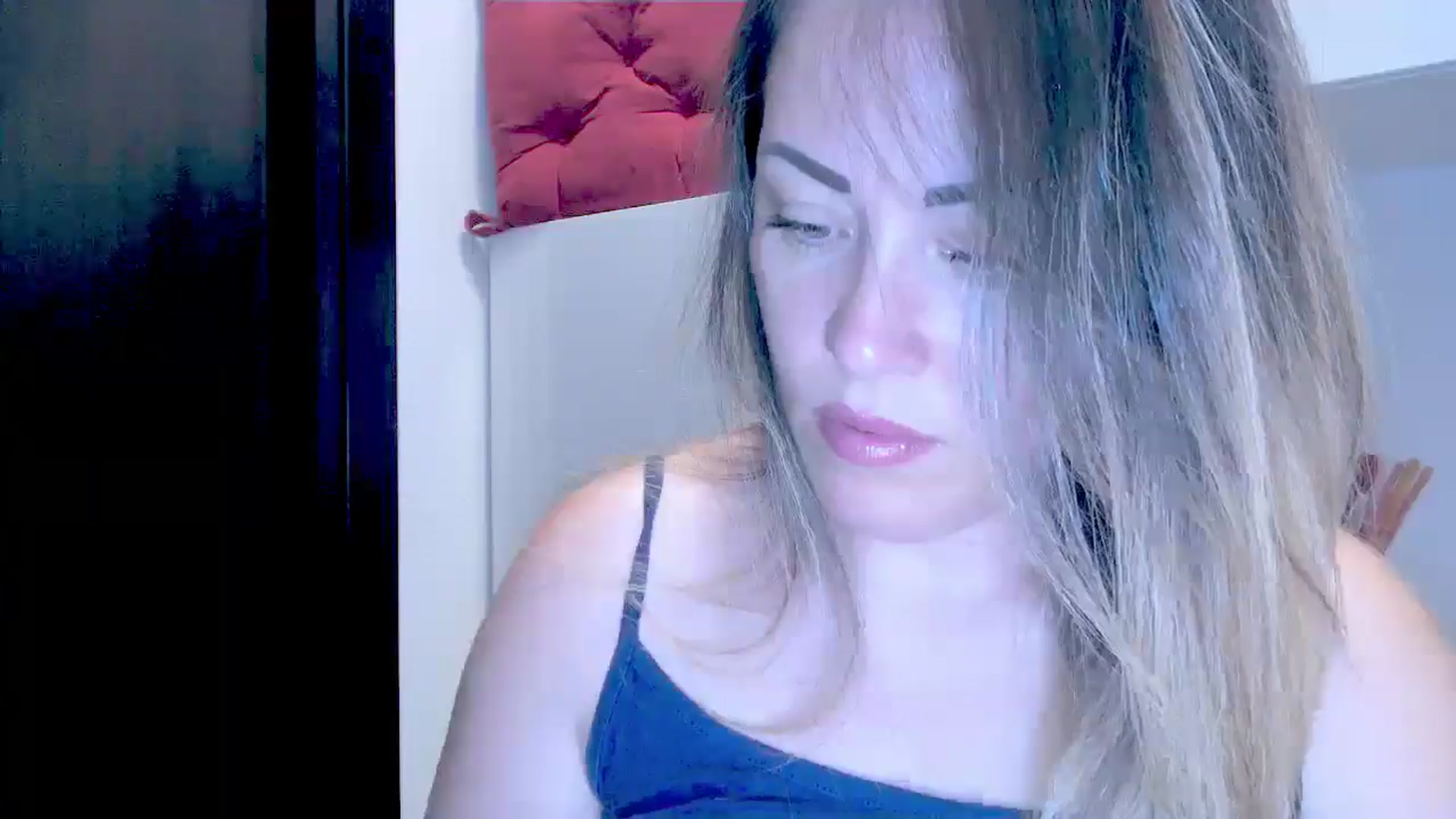 Gallery image thumbnail from Crazy_Ass's myfreecams stream on, 08/30/2024, 14:49 image 2 of 20