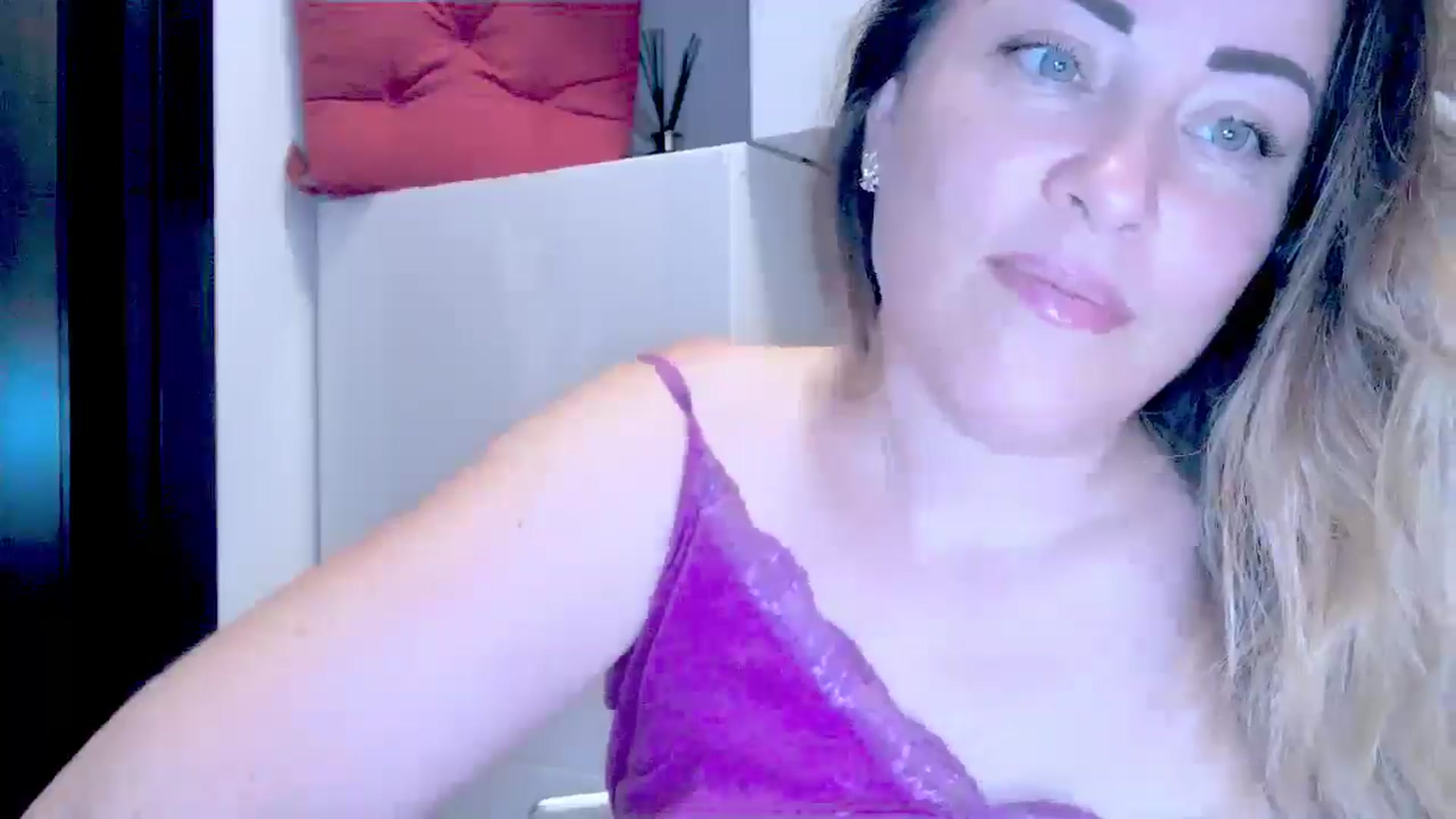 Gallery image thumbnail from Crazy_Ass's myfreecams stream on, 09/02/2024, 15:37 image 17 of 20