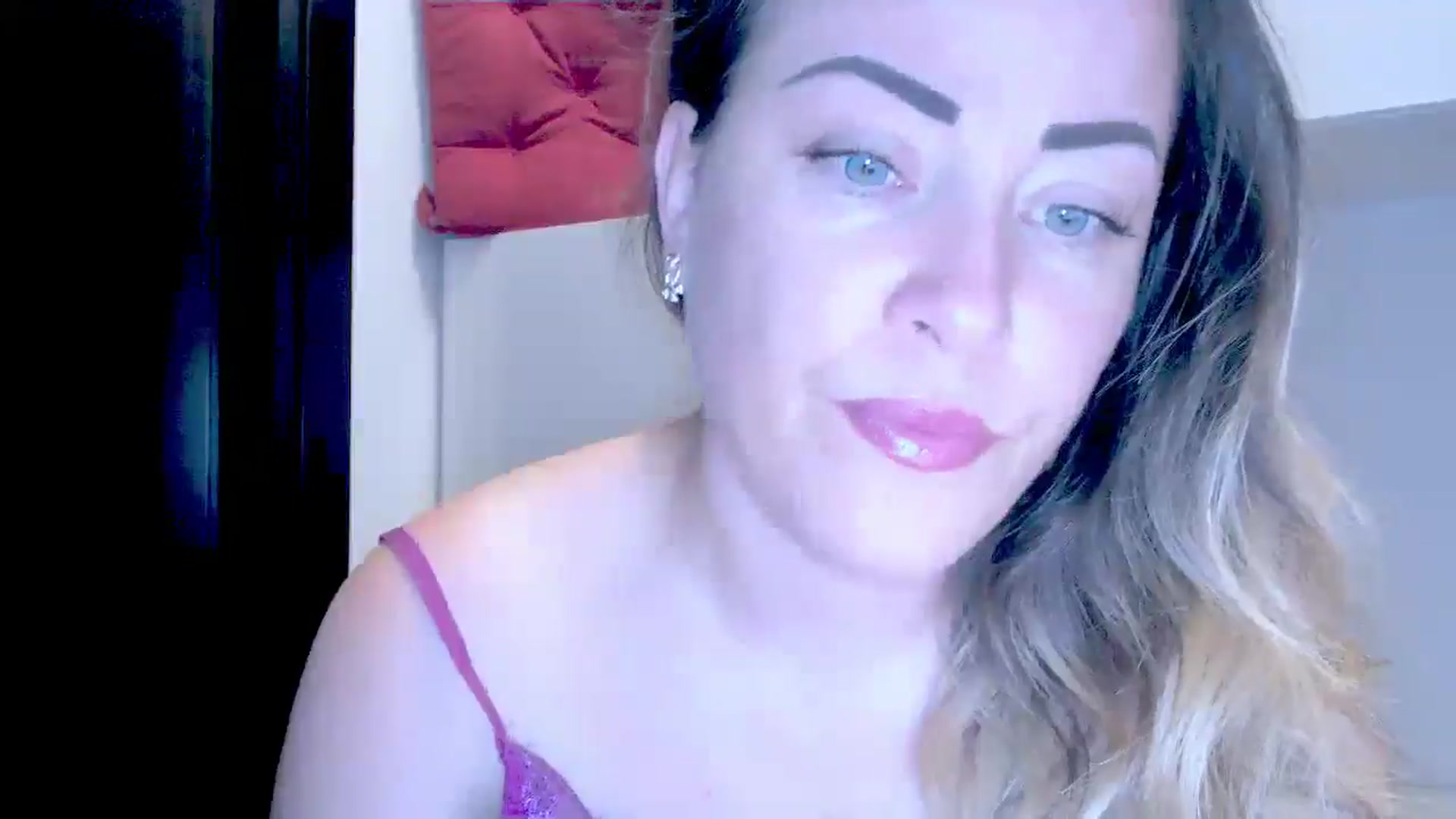 Gallery image thumbnail from Crazy_Ass's myfreecams stream on, 09/02/2024, 15:37 image 2 of 20