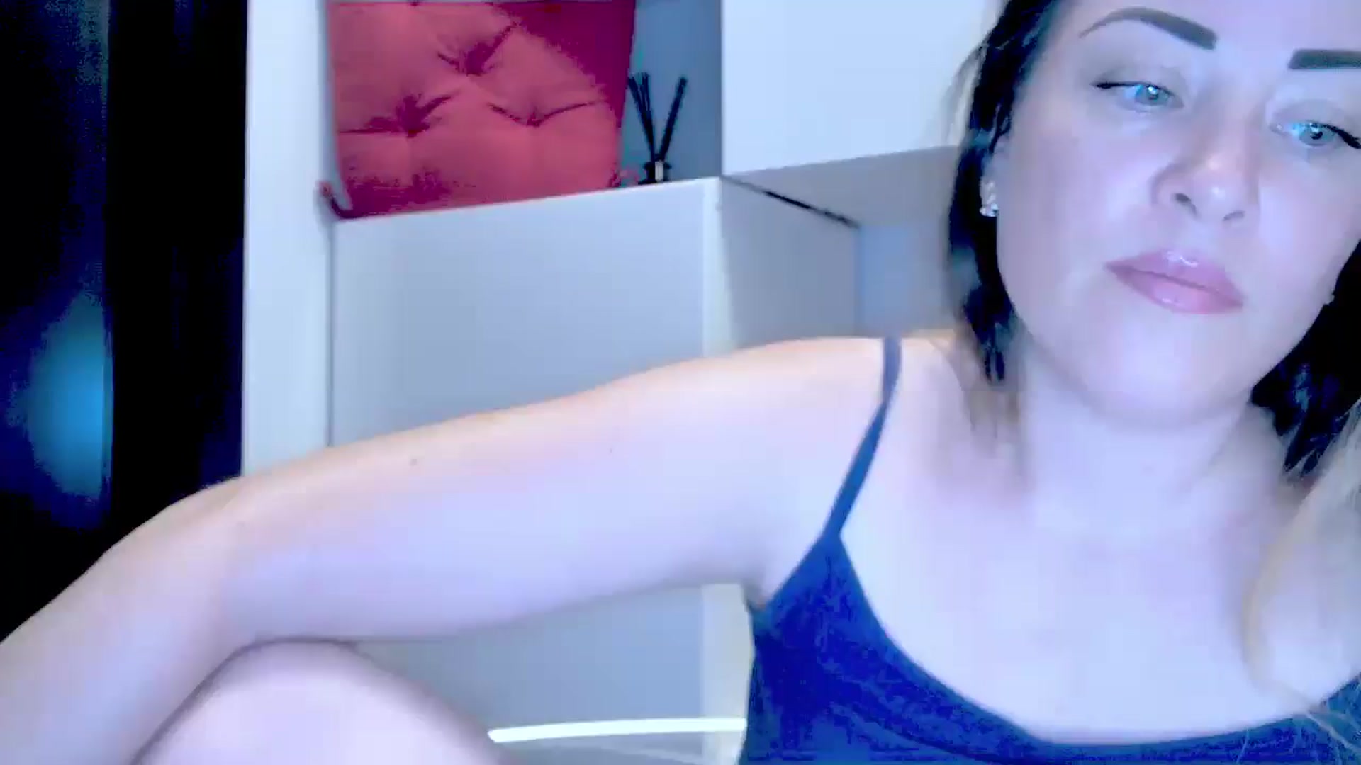 Gallery image thumbnail from Crazy_Ass's myfreecams stream on, 09/04/2024, 13:49 image 12 of 20