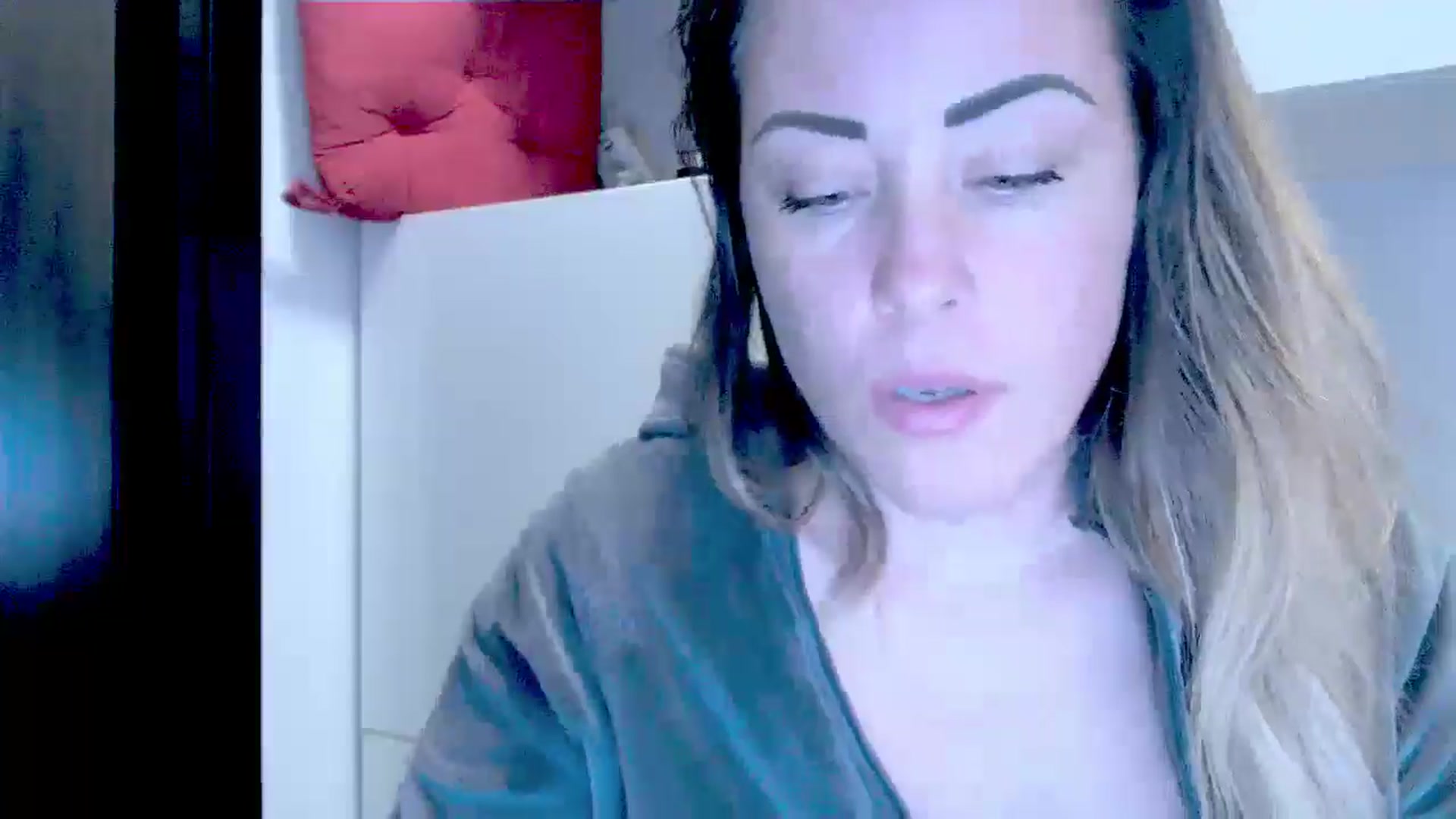 Gallery image thumbnail from Crazy_Ass's myfreecams stream on, 09/13/2024, 15:30 image 19 of 20