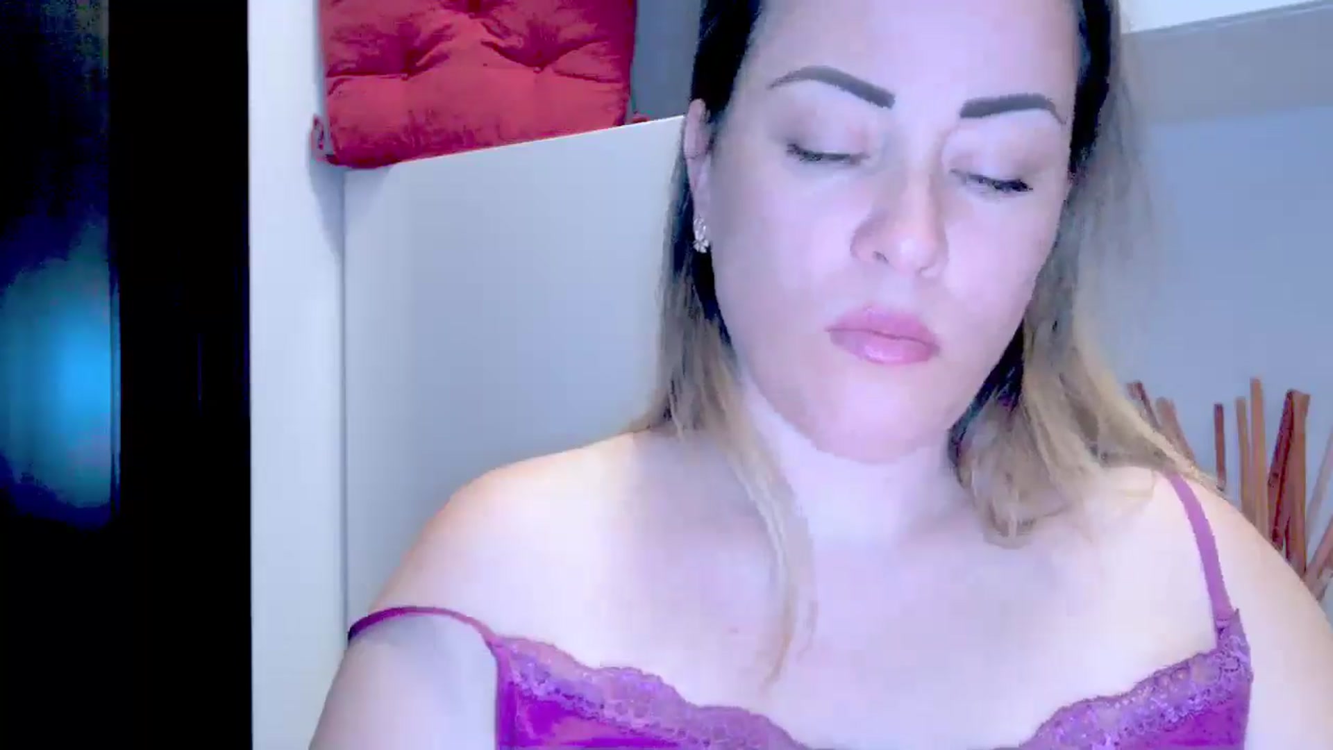 Gallery image thumbnail from Crazy_Ass's myfreecams stream on, 09/16/2024, 14:13 image 19 of 20