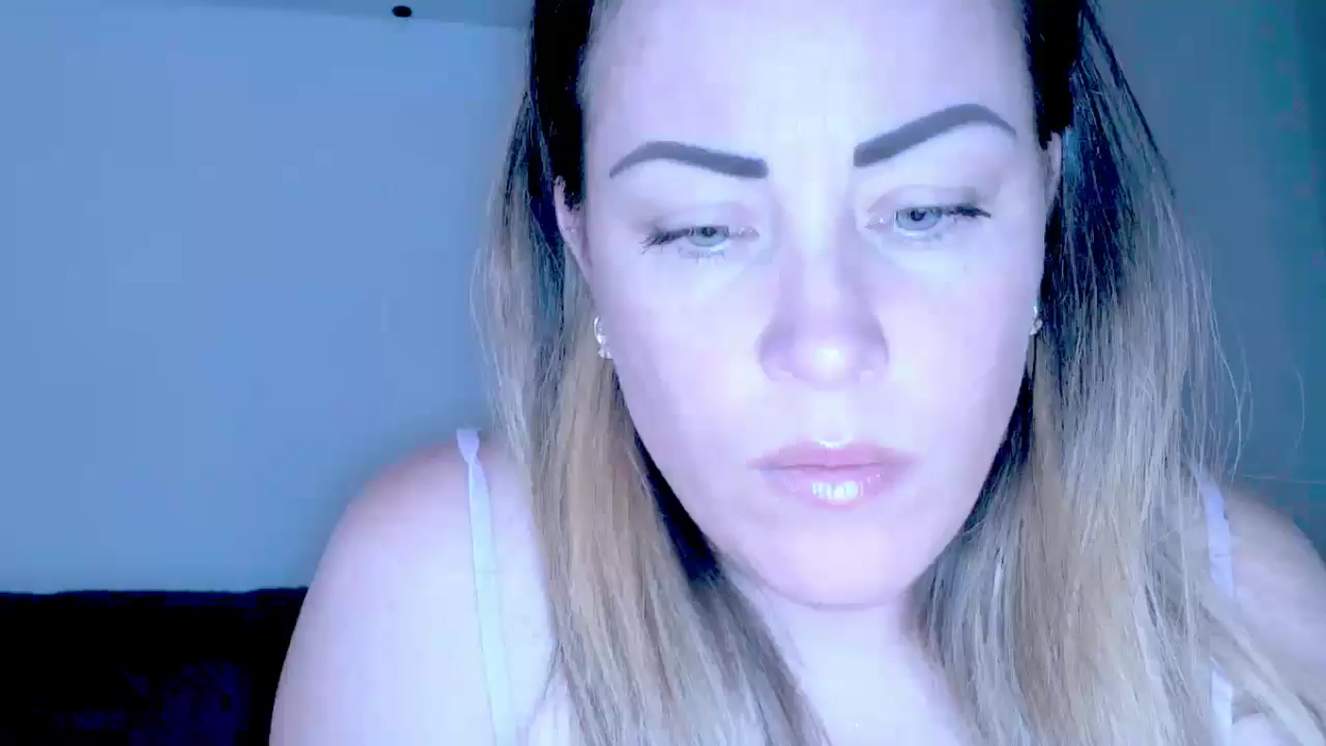 Gallery image thumbnail from Crazy_Ass's myfreecams stream on, 09/17/2024, 14:37 image 17 of 20