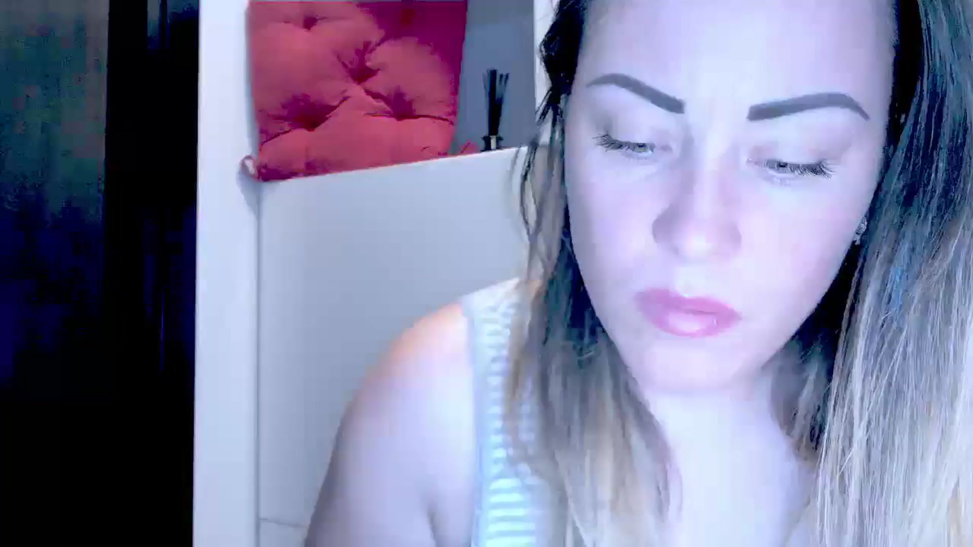 Gallery image thumbnail from Crazy_Ass's myfreecams stream on, 09/23/2024, 15:30 image 16 of 20