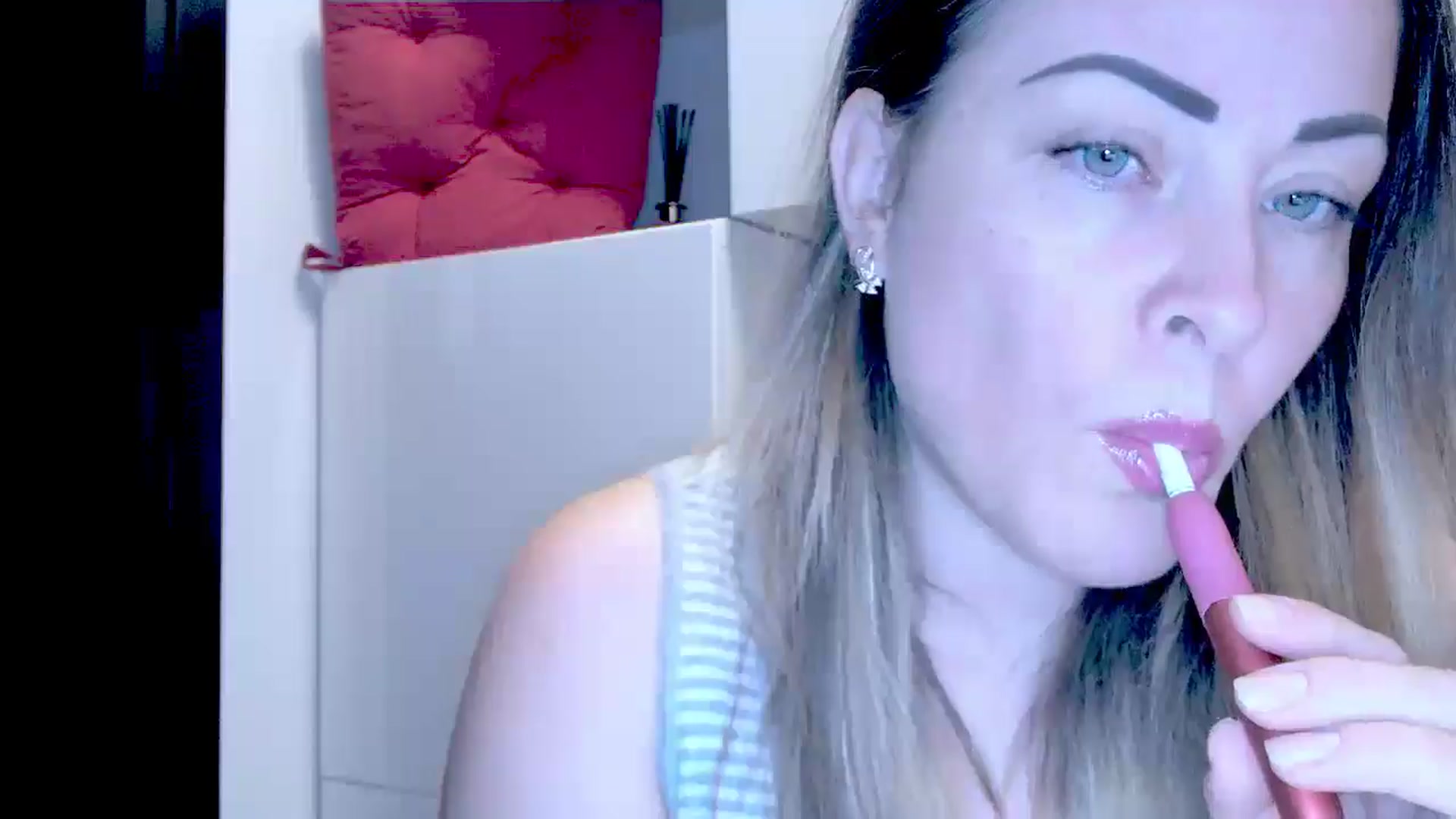 Gallery image thumbnail from Crazy_Ass's myfreecams stream on, 09/25/2024, 13:43 image 13 of 20