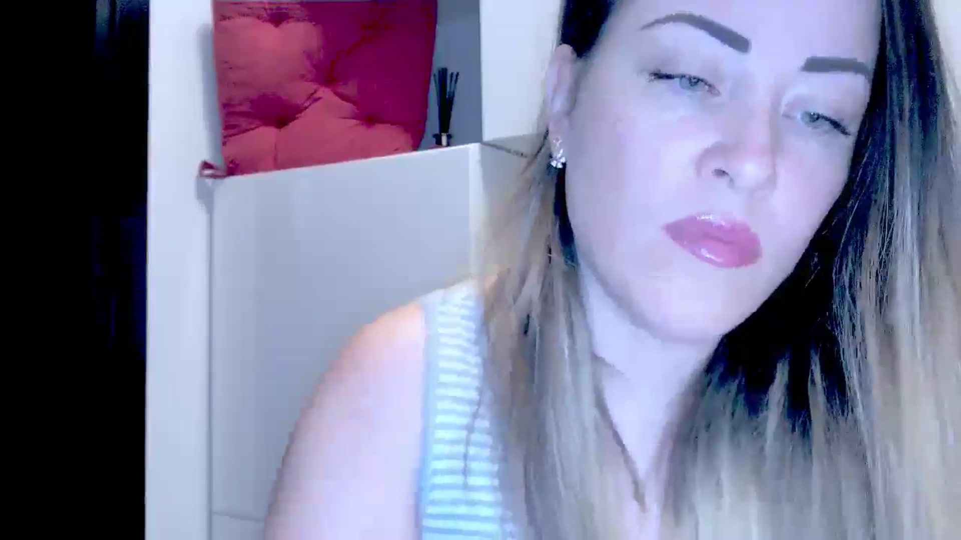 Gallery image thumbnail from Crazy_Ass's myfreecams stream on, 09/25/2024, 13:43 image 11 of 20