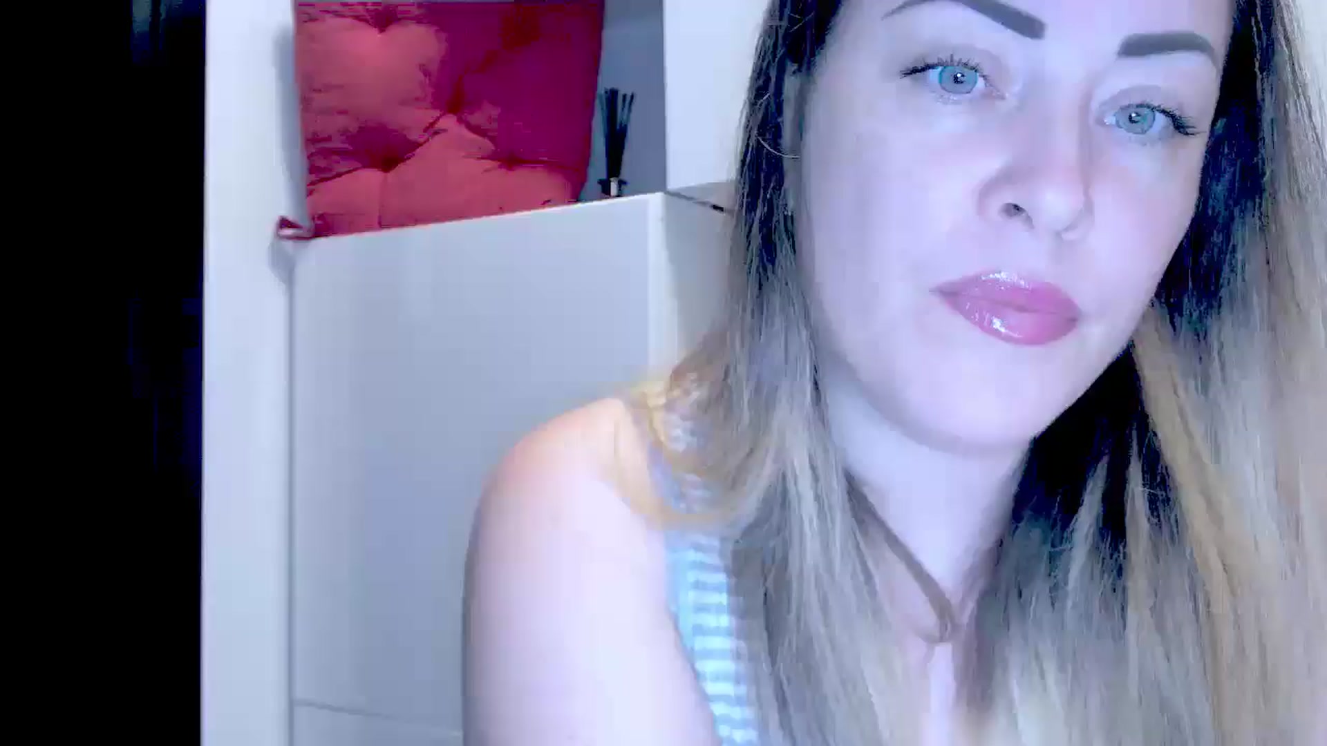 Gallery image thumbnail from Crazy_Ass's myfreecams stream on, 09/25/2024, 13:43 image 7 of 20