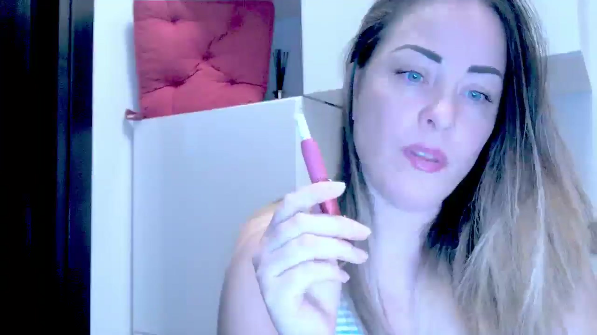 Gallery image thumbnail from Crazy_Ass's myfreecams stream on, 09/25/2024, 14:27 image 6 of 20