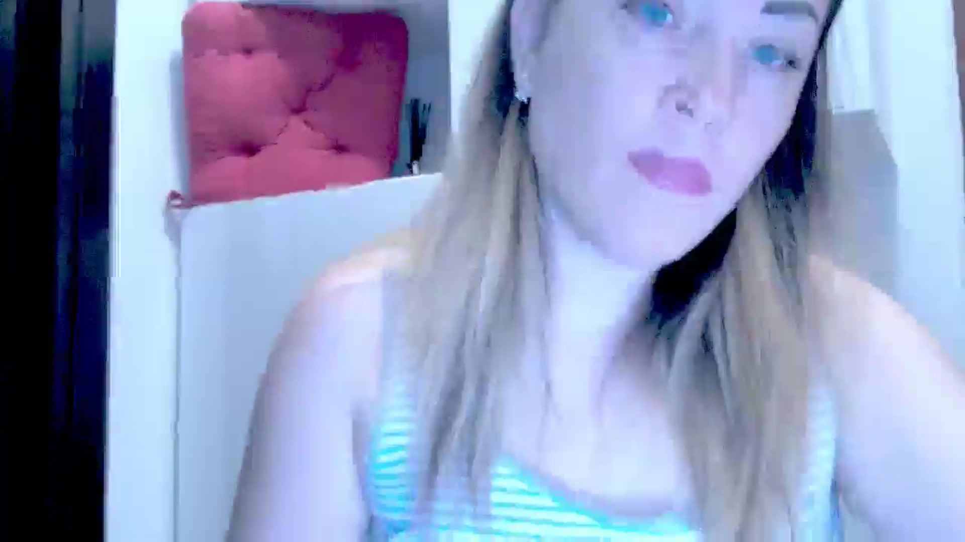 Gallery image thumbnail from Crazy_Ass's myfreecams stream on, 09/25/2024, 14:27 image 3 of 20