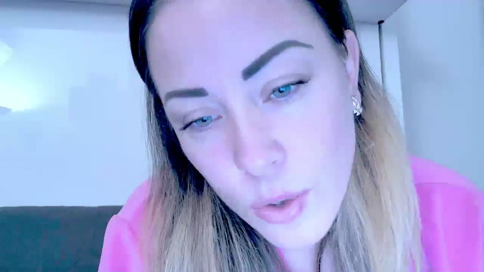 Gallery image thumbnail from Crazy_Ass's myfreecams stream on, 09/26/2024, 12:51 image 3 of 20