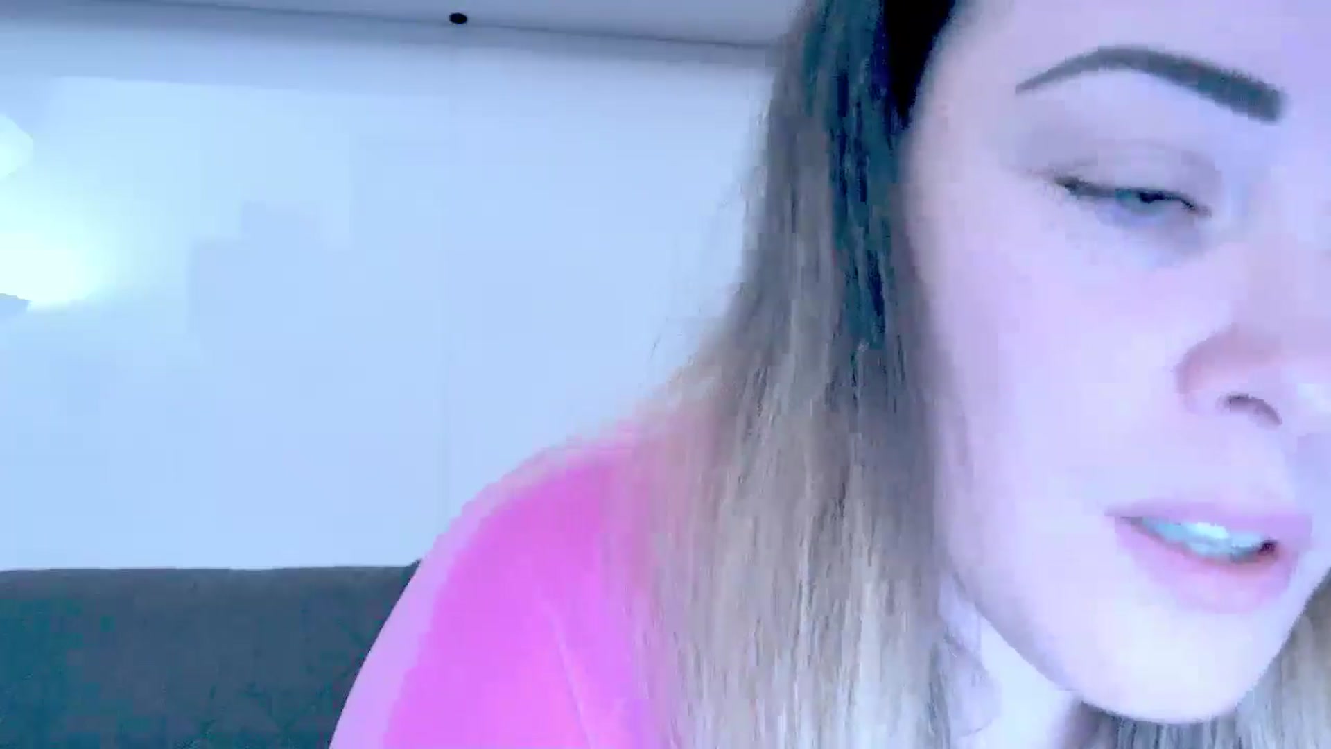 Gallery image thumbnail from Crazy_Ass's myfreecams stream on, 09/26/2024, 12:51 image 14 of 20