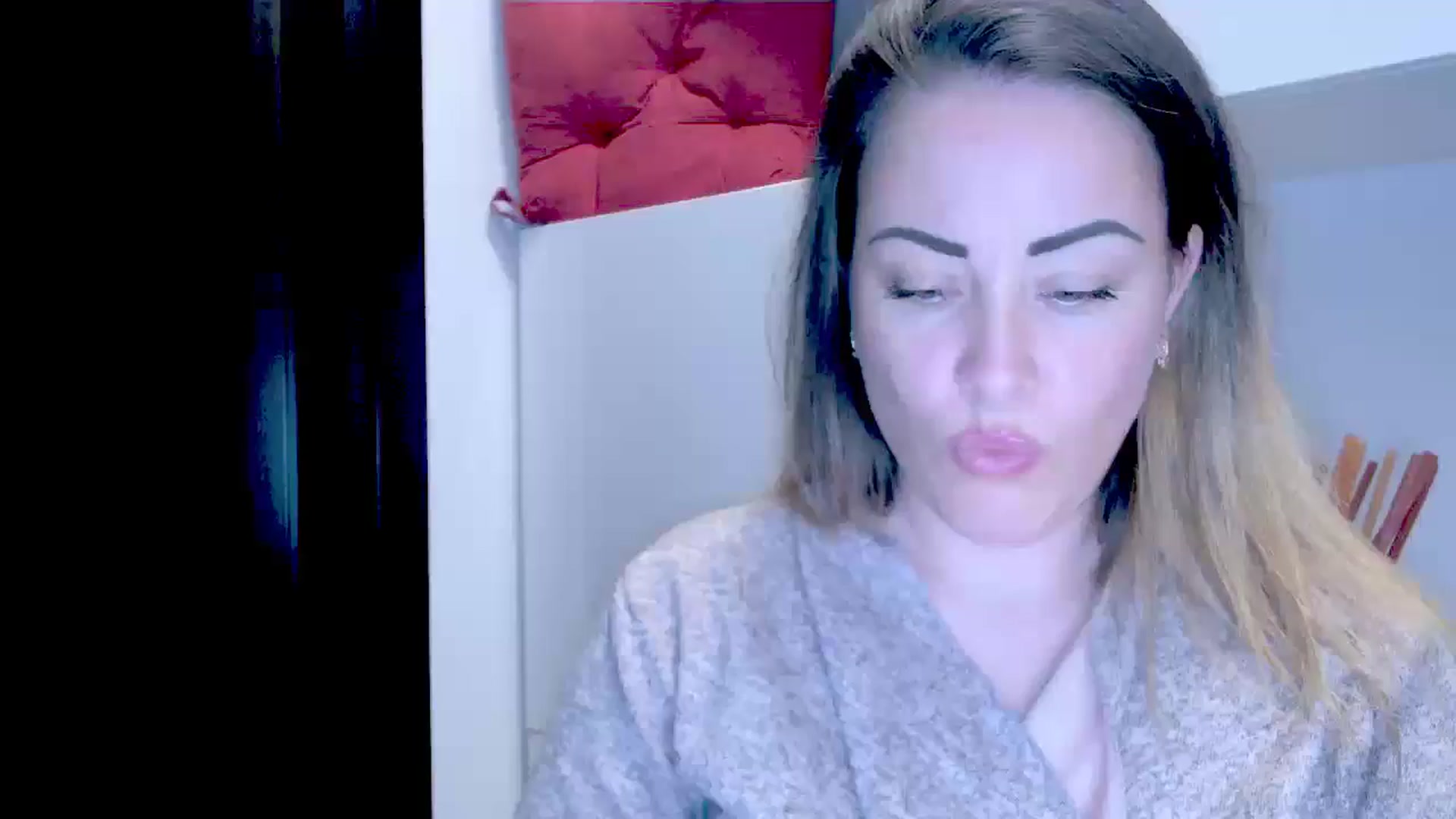 Gallery image thumbnail from Crazy_Ass's myfreecams stream on, 09/30/2024, 15:26 image 12 of 20