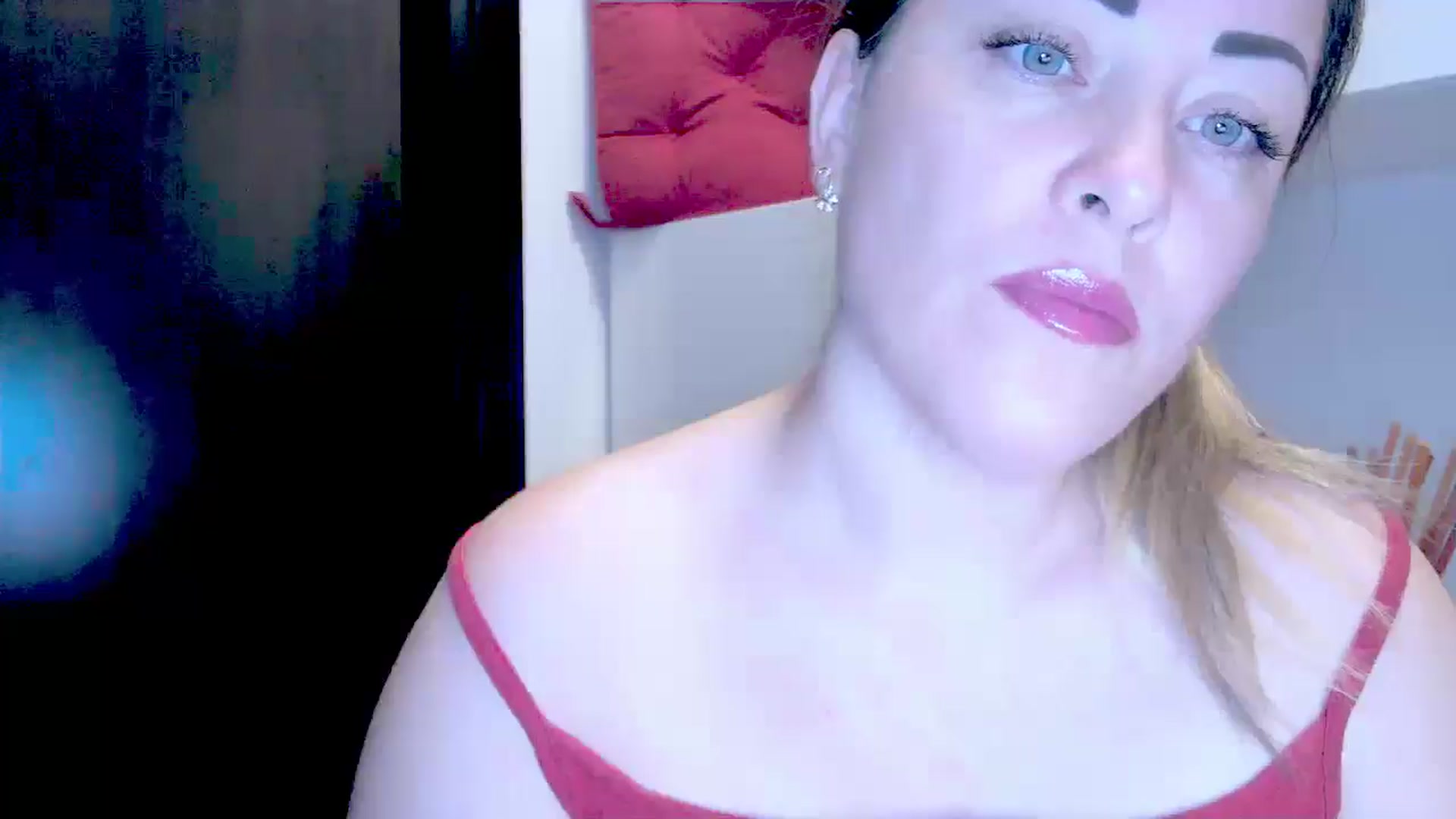 Gallery image thumbnail from Crazy_Ass's myfreecams stream on, 10/01/2024, 12:53 image 10 of 20