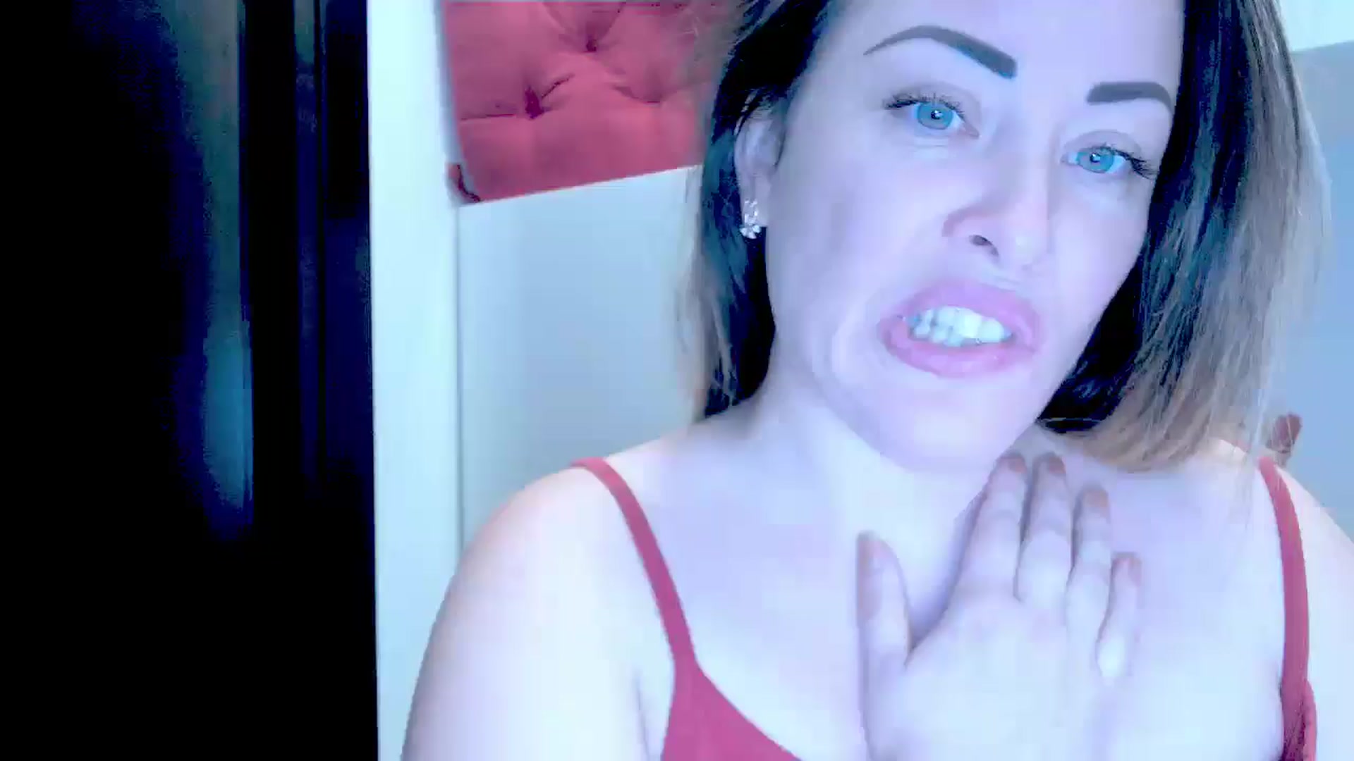 Gallery image thumbnail from Crazy_Ass's myfreecams stream on, 10/01/2024, 14:46 image 3 of 20