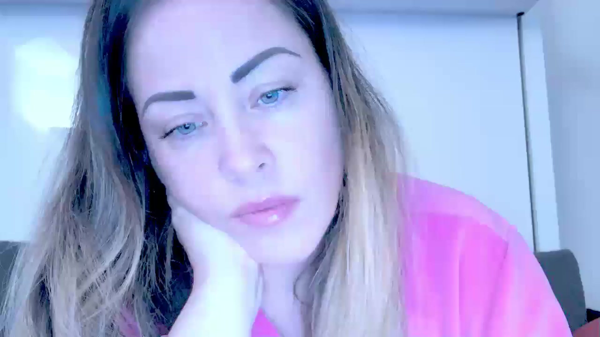 Gallery image thumbnail from Crazy_Ass's myfreecams stream on, 10/02/2024, 15:30 image 6 of 20