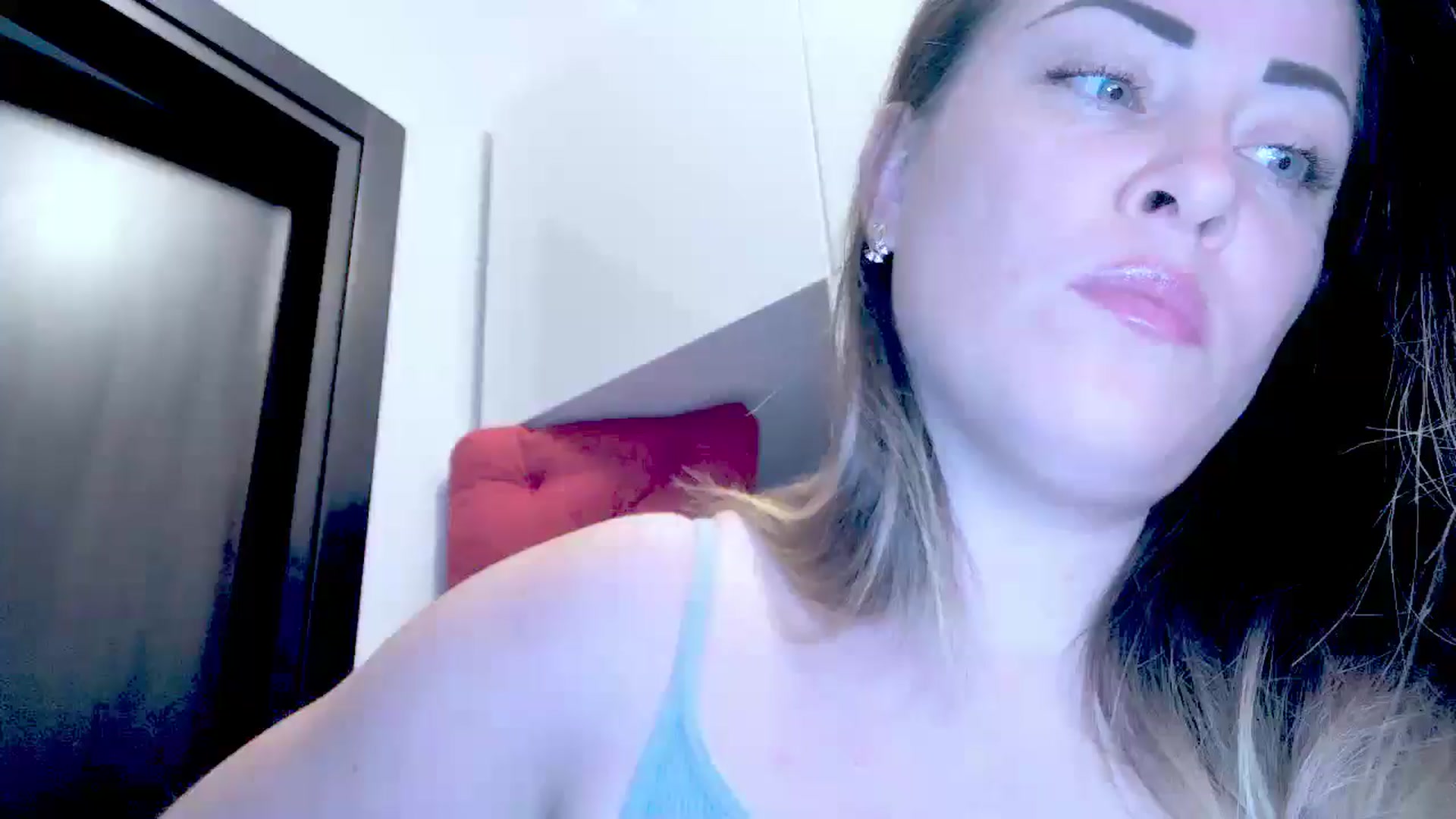 Gallery image thumbnail from Crazy_Ass's myfreecams stream on, 10/04/2024, 15:22 image 16 of 20
