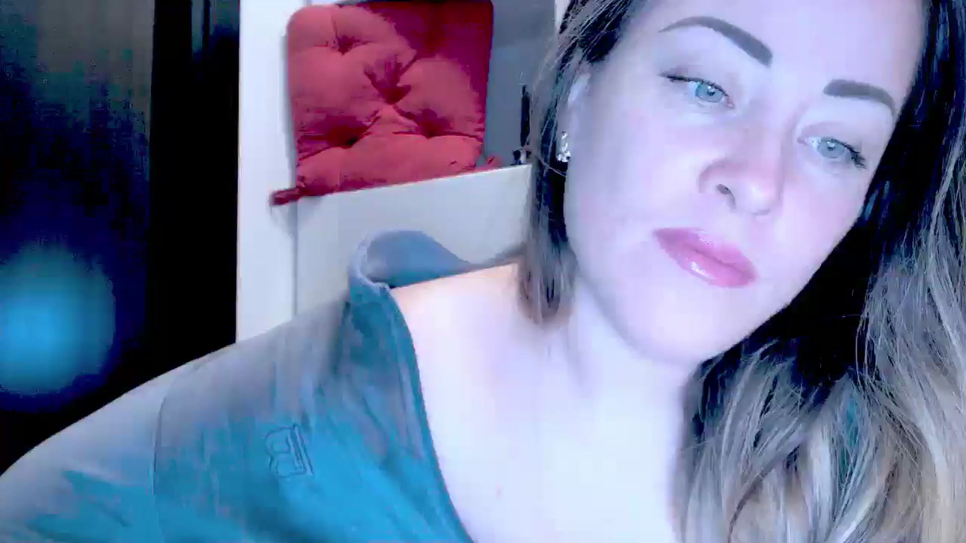 Gallery image thumbnail from Crazy_Ass's myfreecams stream on, 10/07/2024, 13:16 image 15 of 20