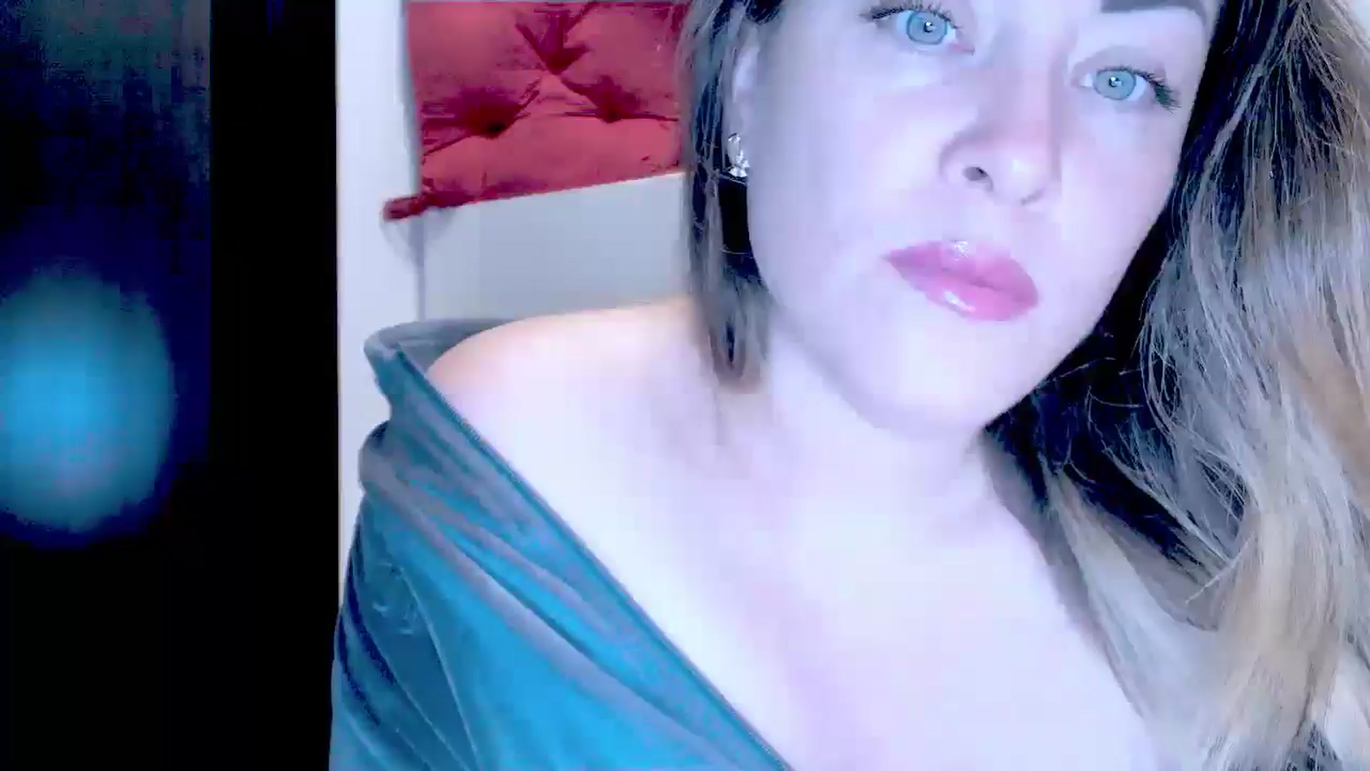Gallery image thumbnail from Crazy_Ass's myfreecams stream on, 10/07/2024, 13:16 image 11 of 20
